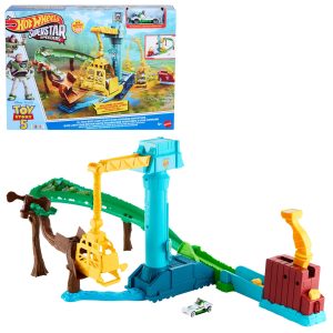 Hot Wheels Superstar Speeders Hi-Tech Buzz Lightyear's Star Command Adventure Track Set