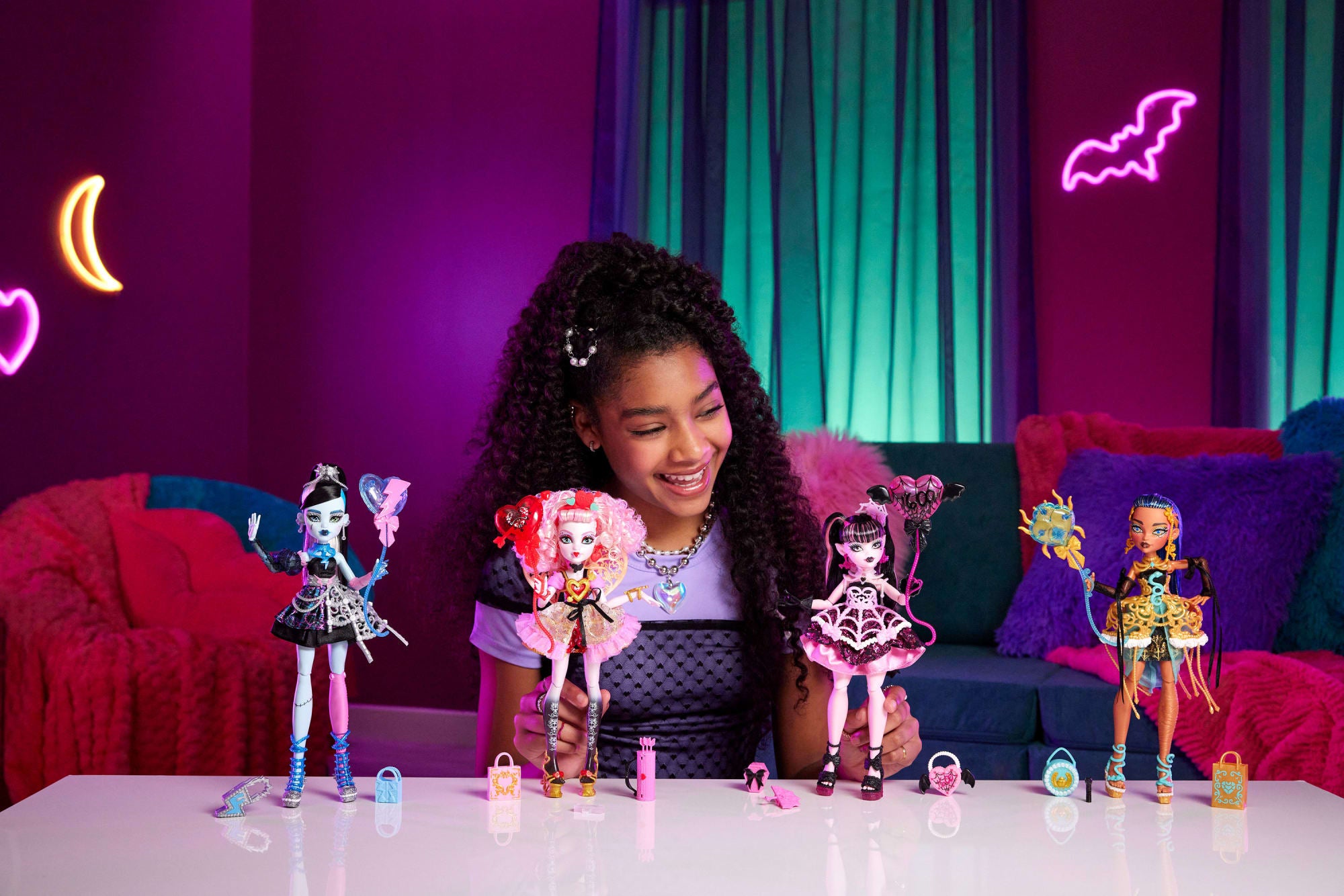 Monster High Muñeca Cumpleaños Draculaura 1600 Cupid - Image 2