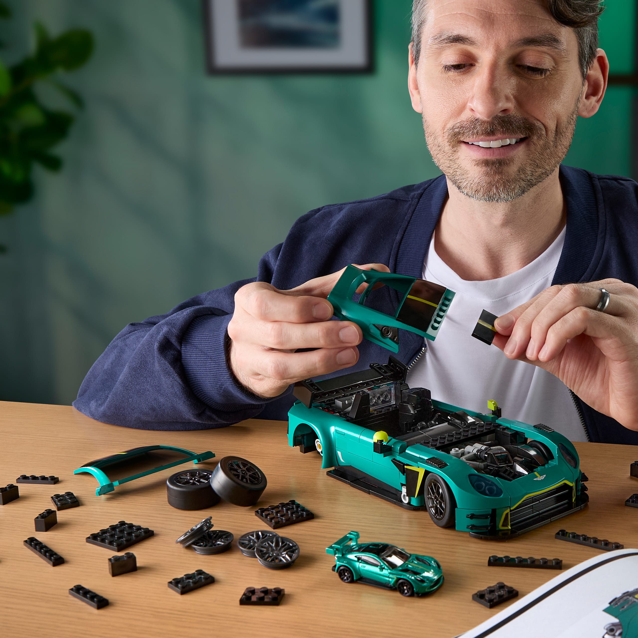 Mattel Brick Shop Mattel Brick Shop Jogo de Construção '24 Aston Martin Vantage GT3 - Image 2