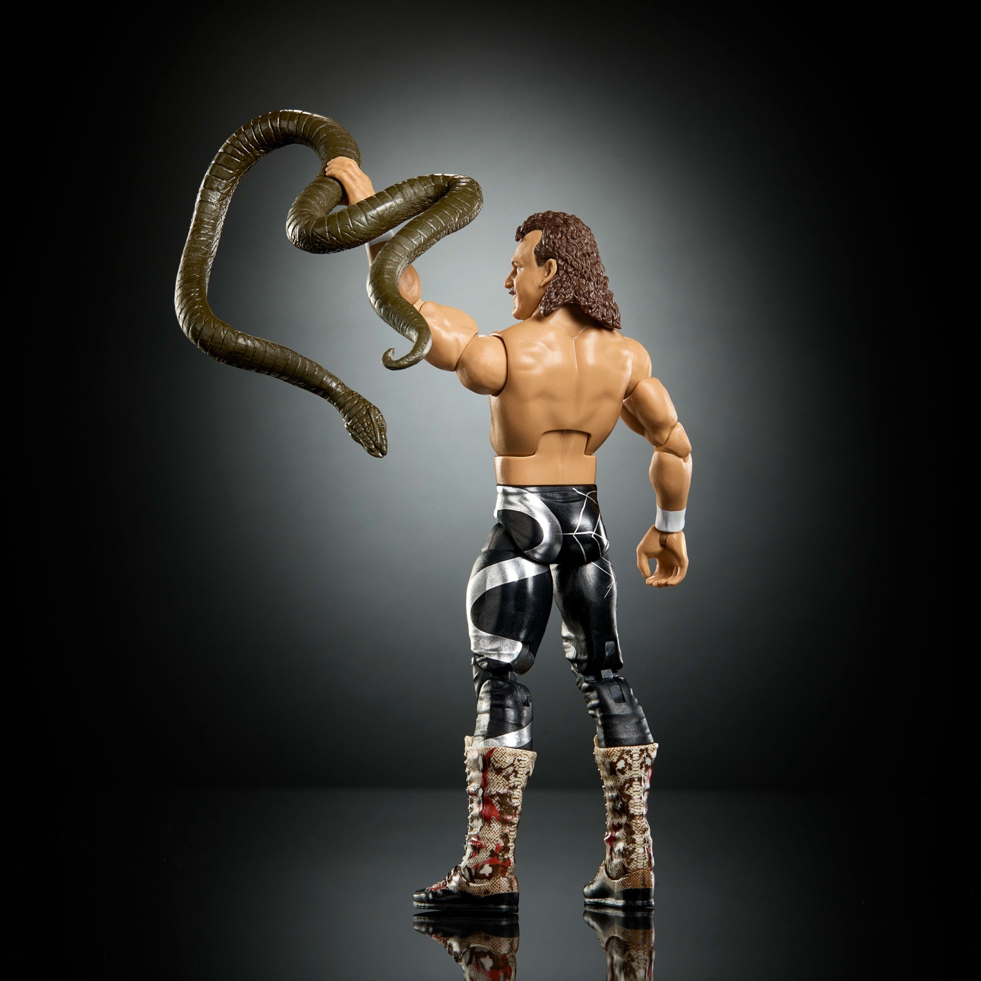 WWE Elite Collection Premium Live Event Jake The Snake Roberts Action Figure Set. Wrestlemania - Image 4