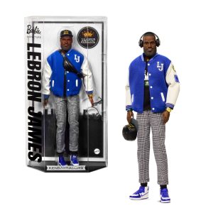 Barbie Poupée Lebron James Kenbassadors Avec Accessoires