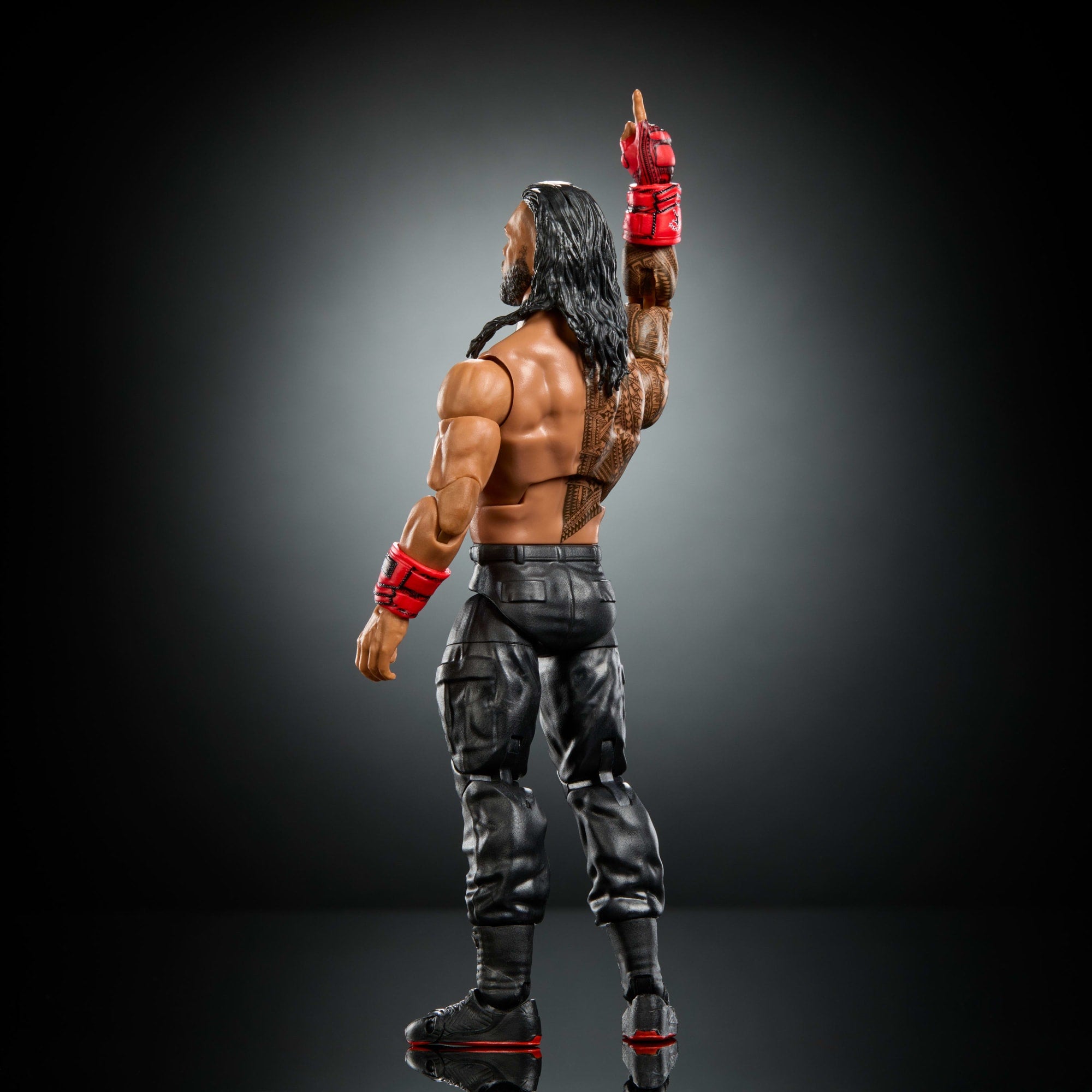 WWE Elite Collection Top Picks Roman Reigns Action Figure & Accessories. 6-Inch Collectible Set - Image 5