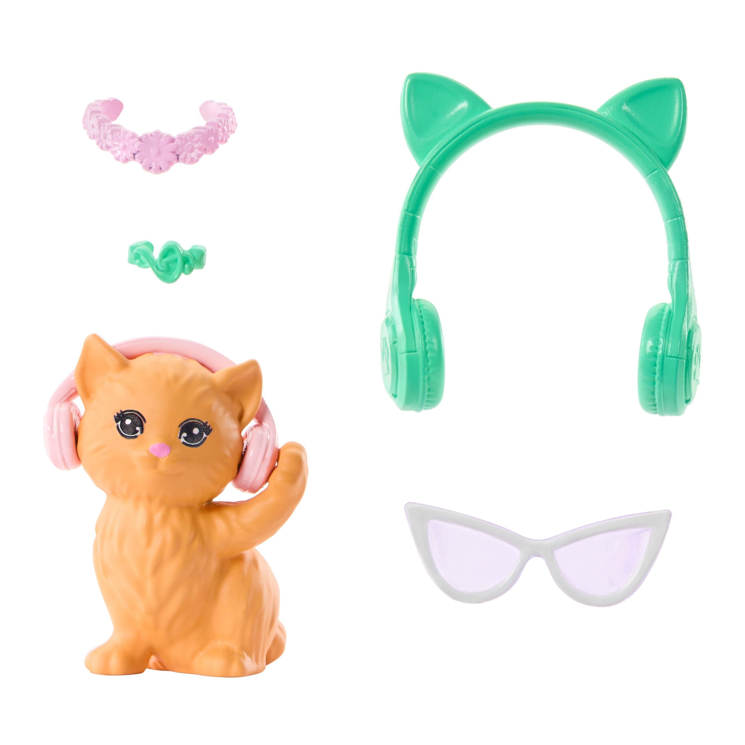 Barbie Mysteries: Beach Detectives Daisy Doll in Signature Outfit With Pet & Accessories - Image 5
