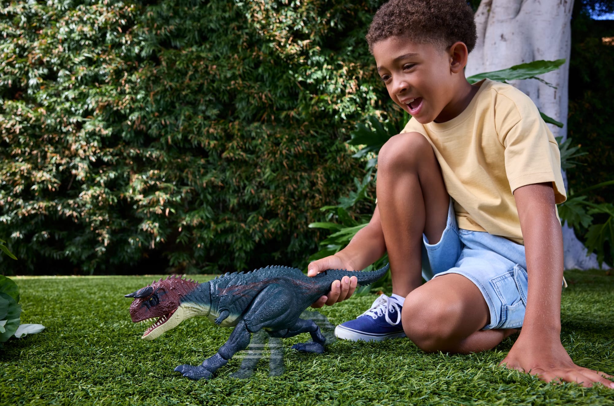 Jurassic World Dinosaurio de Juguete Dinosaurio Embiste y Muerde - Image 2