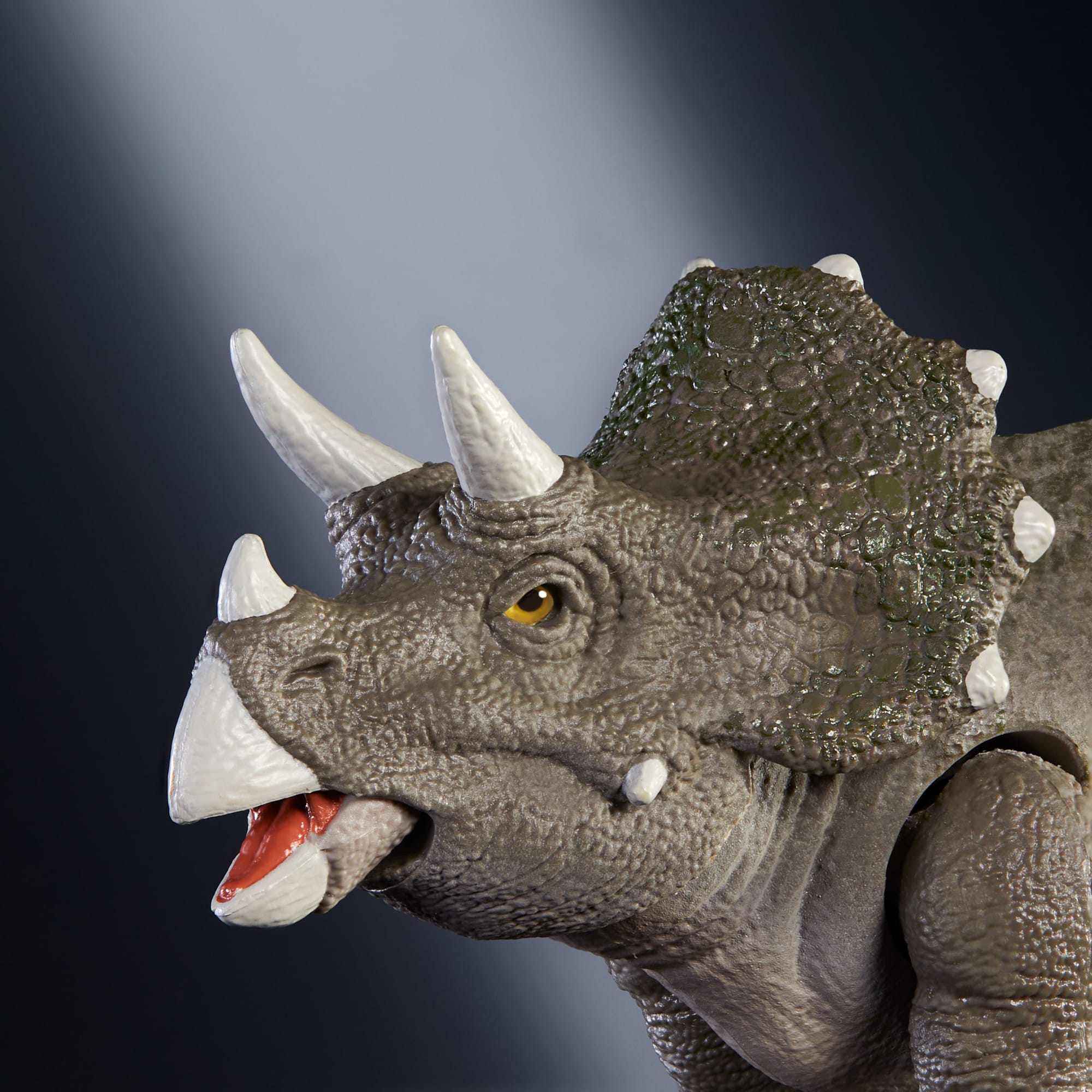Jurassic World Dinossauro de Brinquedo Triceratops Juvenil - Image 3