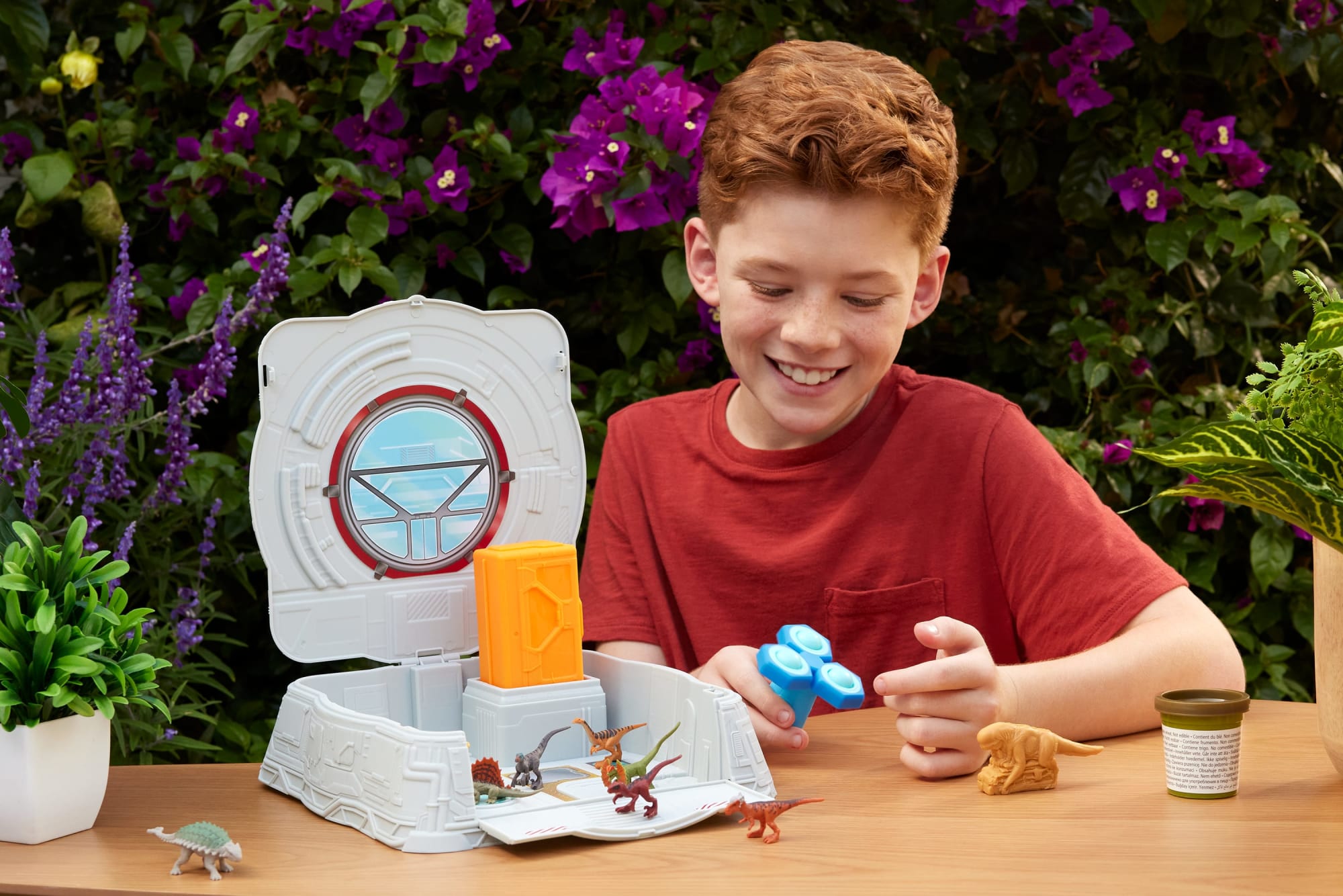 Coffret de Jeu Laboratoire Sensoriel Distortus Rex Avec 8 Mini-Figurines Dans Un Coffret - Image 2