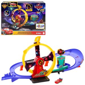 Disney And Pixar Cars Race To Celebrate Lightning Mcqueen Celebration Raceway Playset & Toy Car