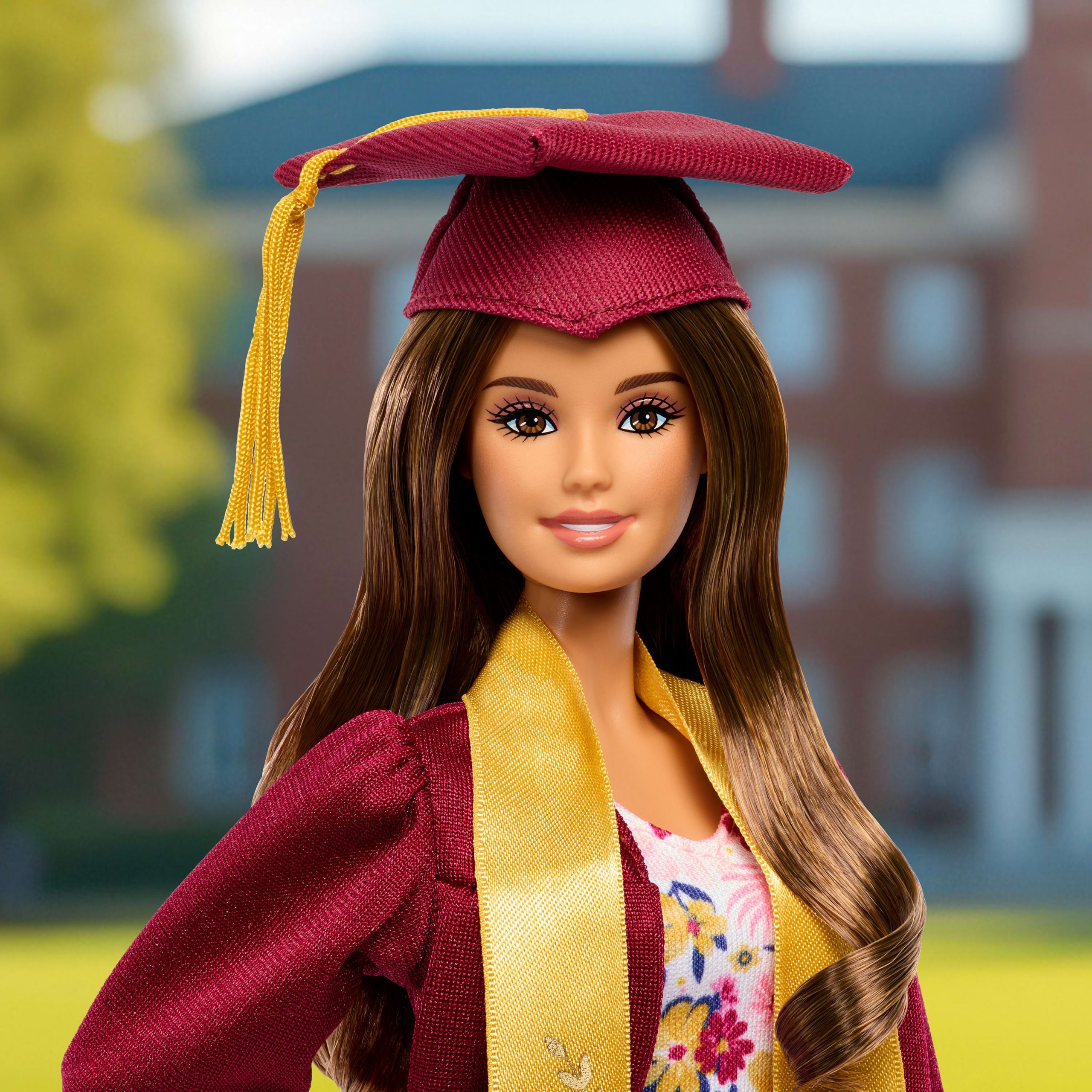 Barbie Signature Graduation Wishes Doll - Image 3