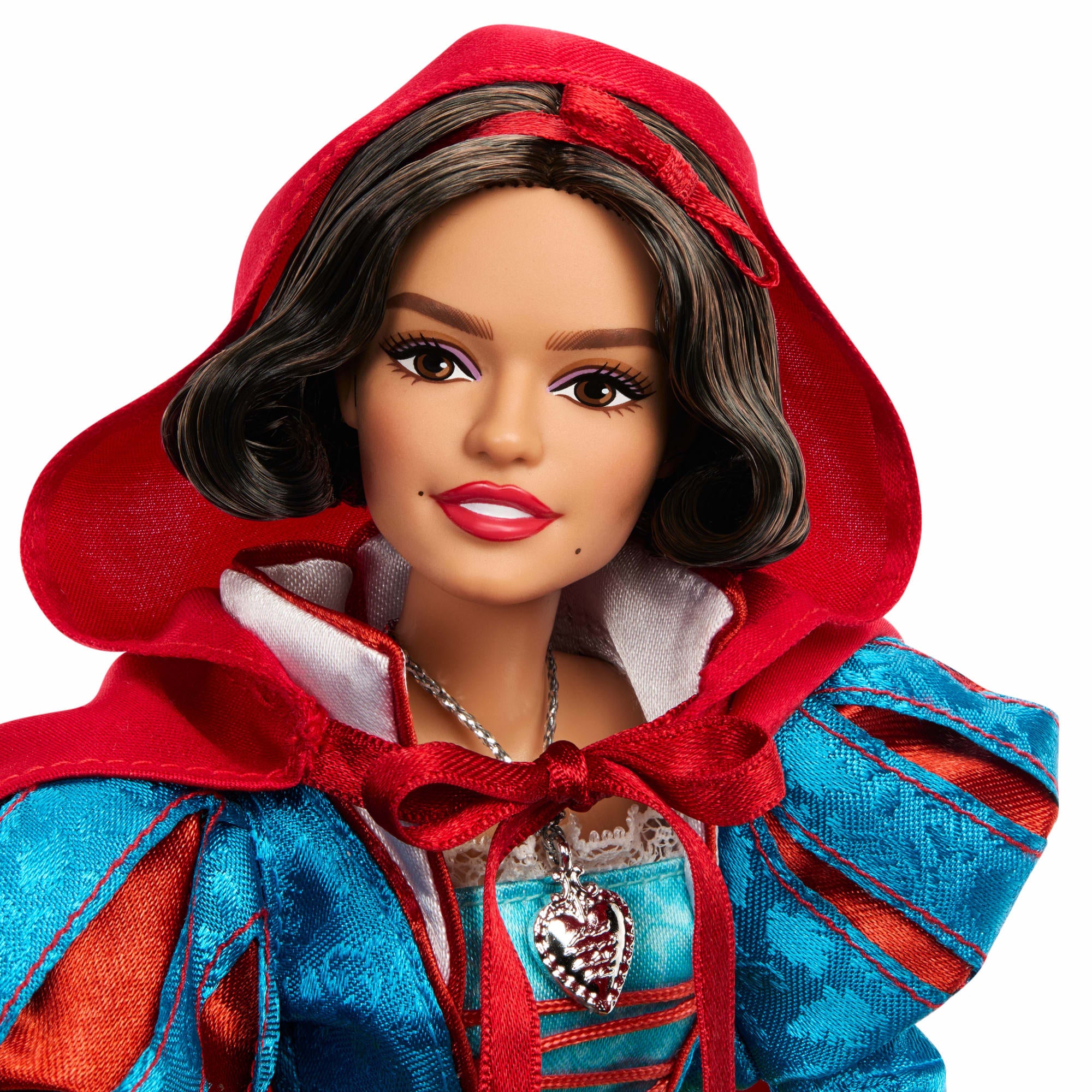 Disney Collector Snow White Collectible Fashion Doll inspired By Disney Live Action Movie - Image 2