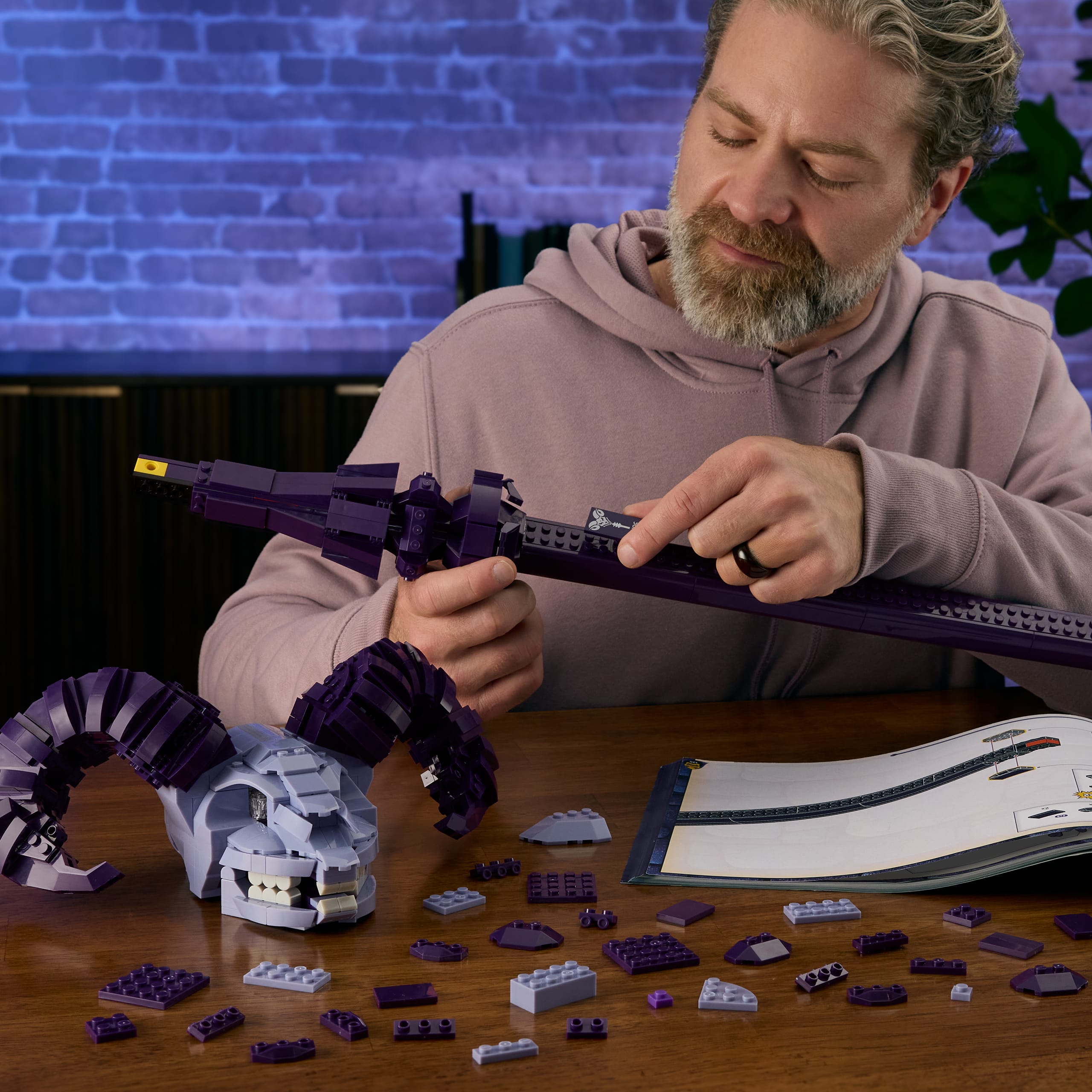 Mattel Brick Shop Masters of the Universe Skeletor Havoc Staff - Image 2