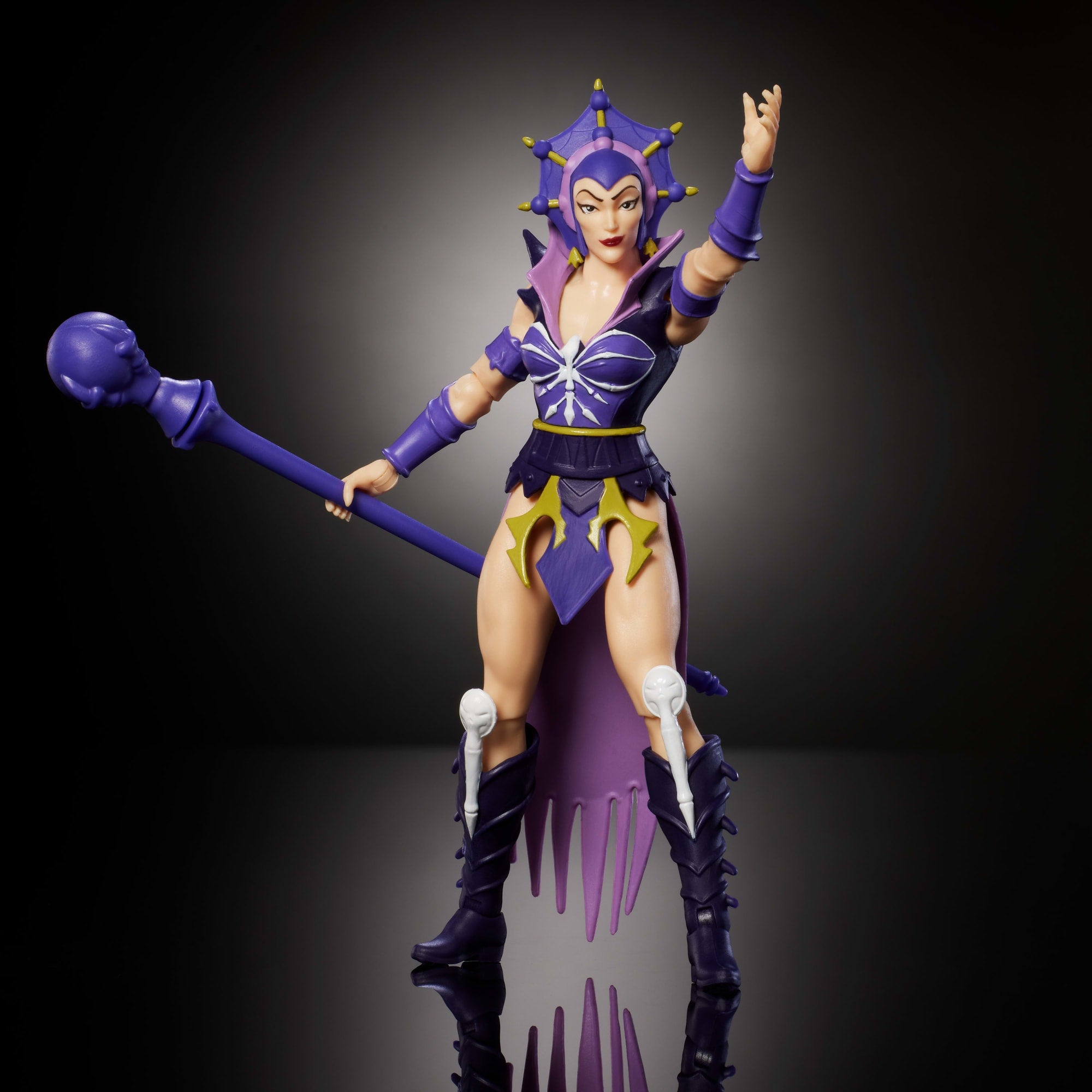 Masters Of The Universe Origins 200X Cartoon Collection Evil Lyn 5.5 Inch MOTU Action Figure Toy - Image 4