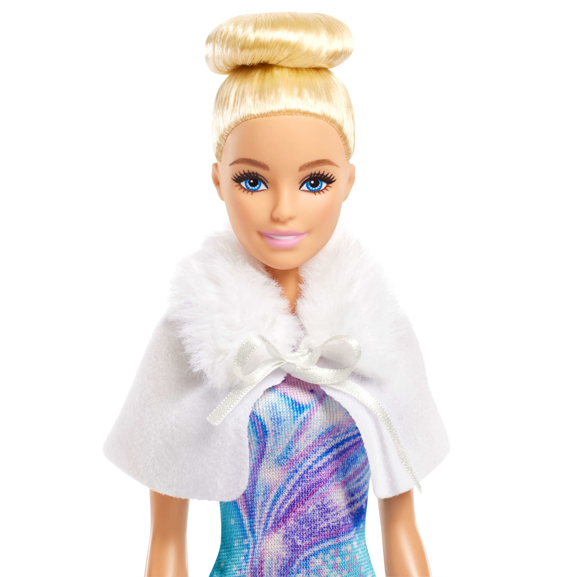 Barbie Ice Skating Doll With Spinning Platform And 5 Themed Accessories - Image 4