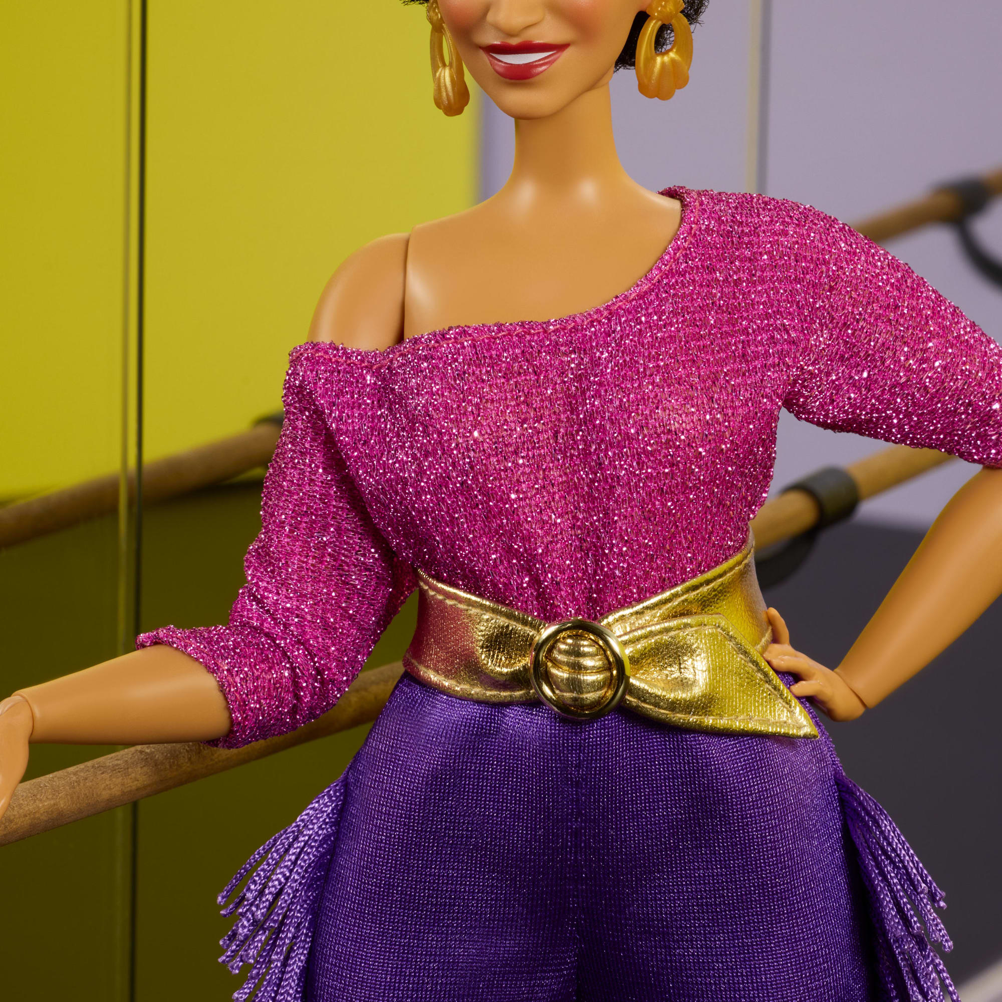 Barbie Signature Tribute Collection Debbie Allen Doll in Purple Fringe Pants And Legwarmers - Image 3