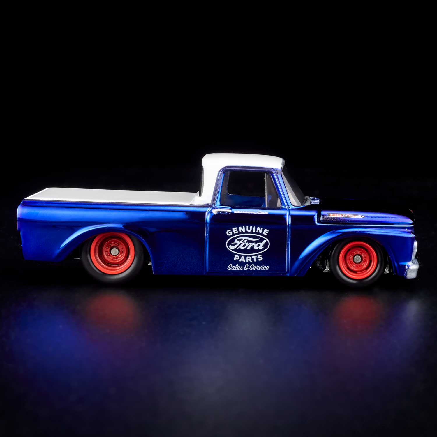 Hot Wheels RLC Exclusive 1962 Ford F100 - Image 4