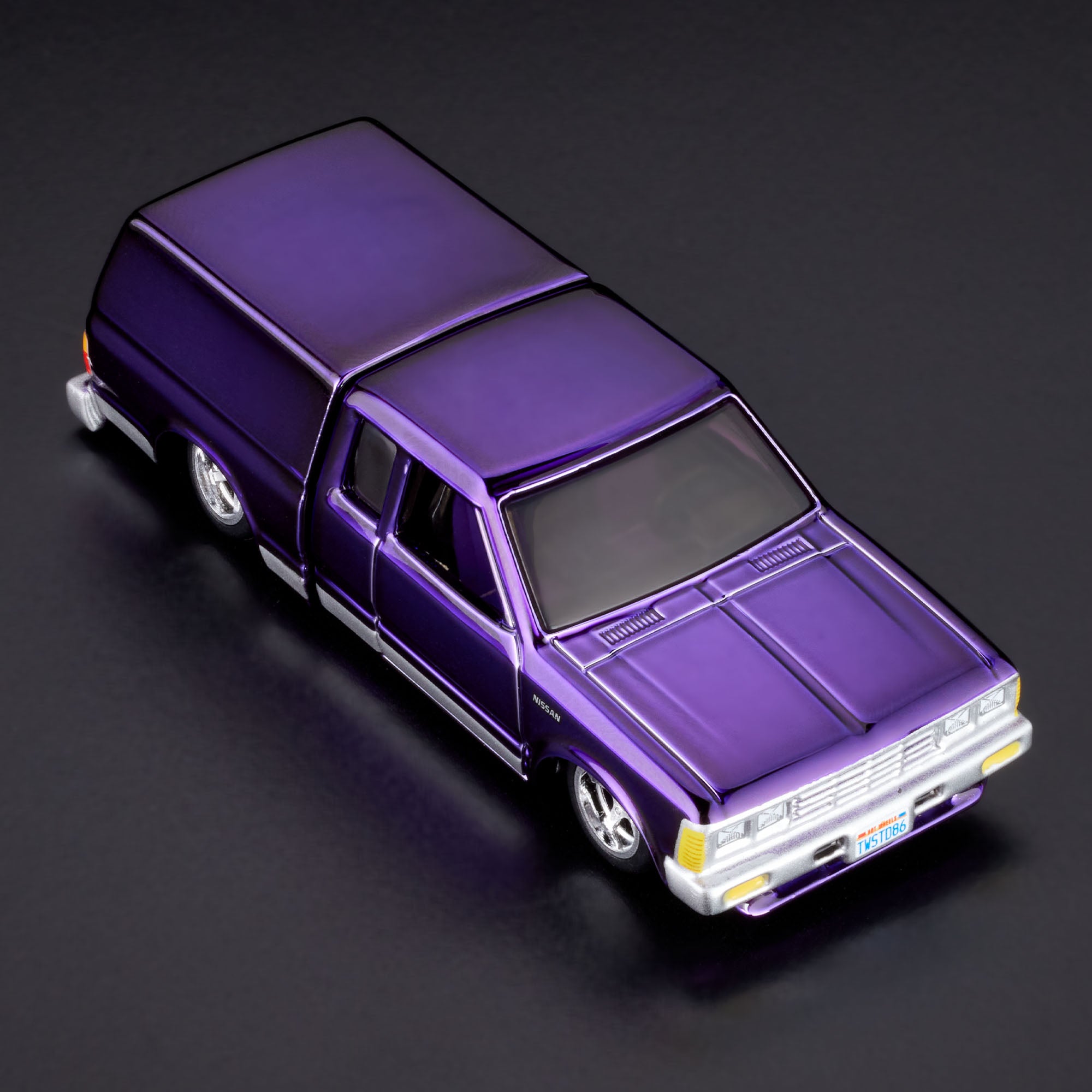 Hot Wheels RLC 1986 Nissan 720 King Cab - Image 13