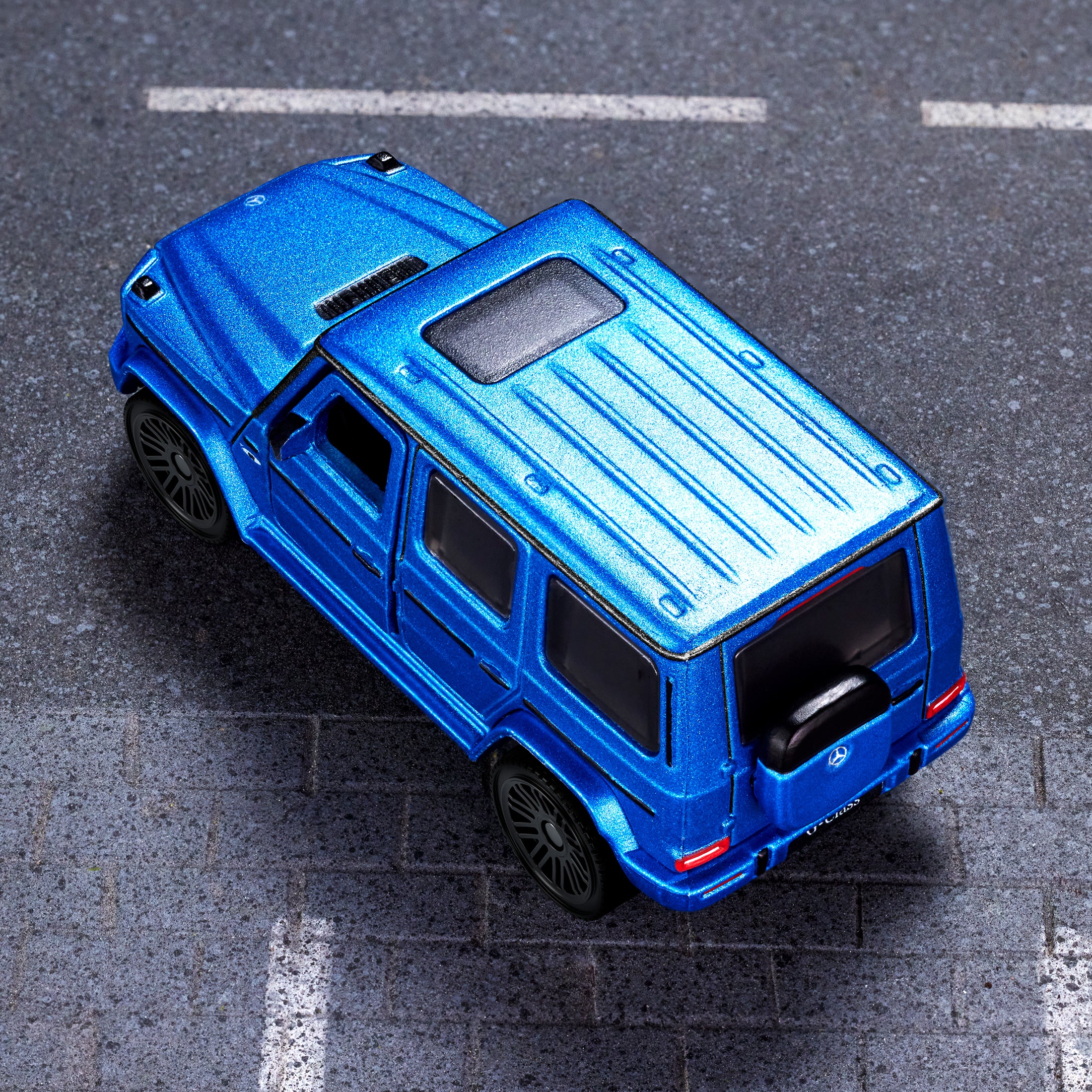 Matchbox Mercedes-Benz G 580 With EQ Technology - Image 8