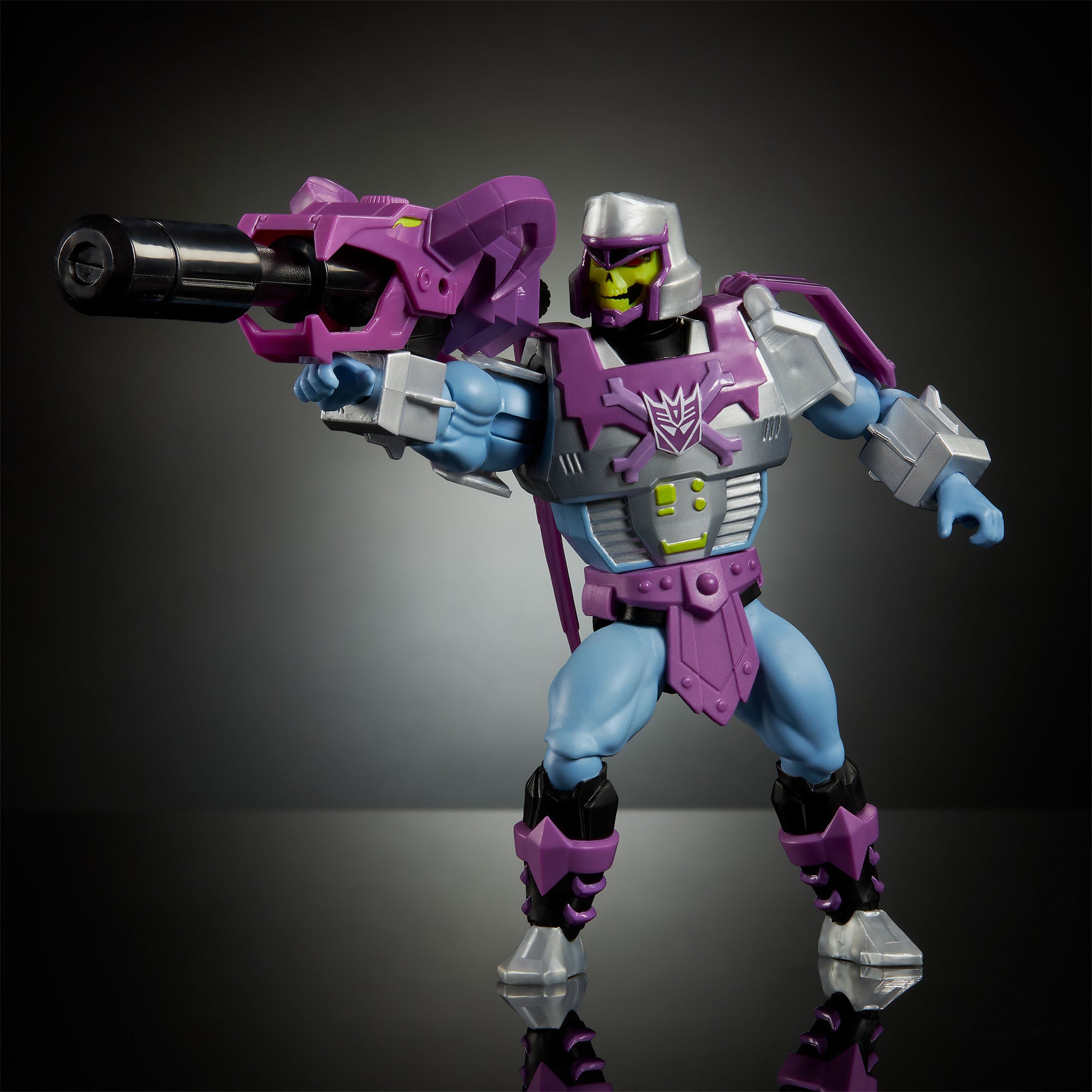 Masters of the Universe x Transformers Megatron Armor Skeletor Action Figure - Image 3