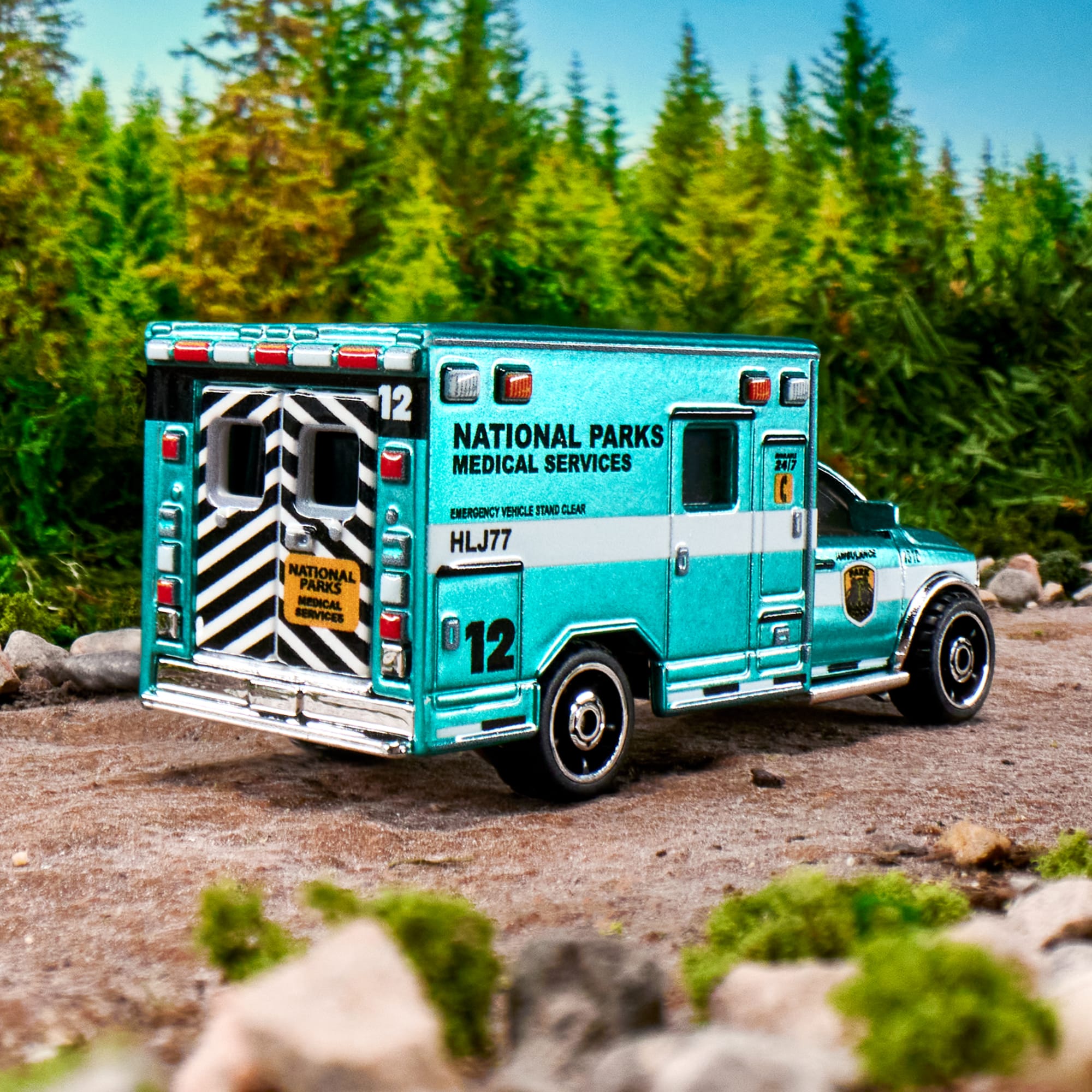 Matchbox 2019 Ram Ambulance - Image 4