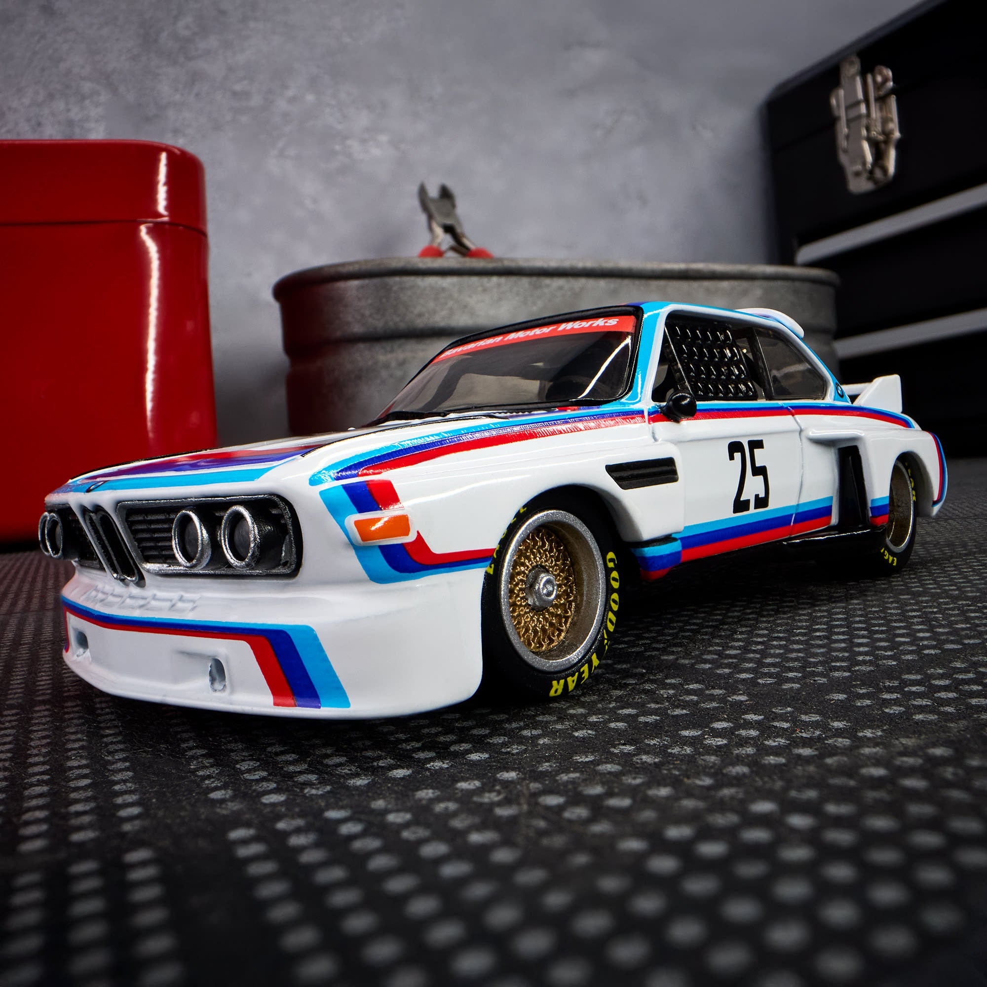 Hot Wheels Elite 64 1975 BMW 3.0 CSL Race - Image 13