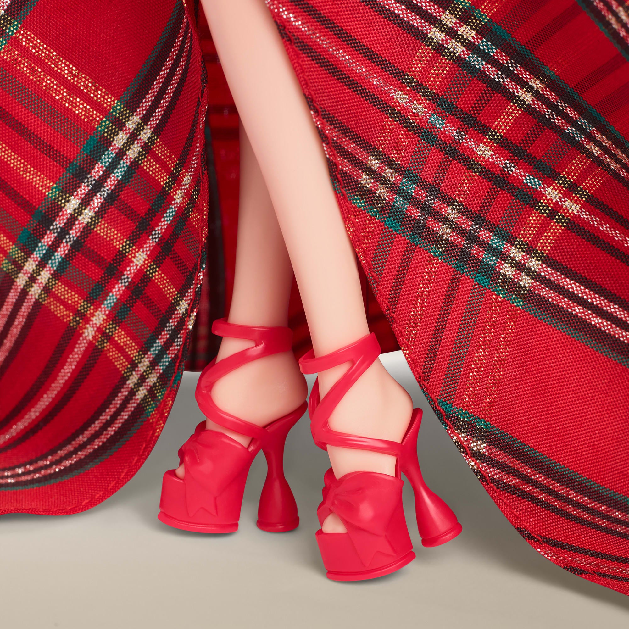 2024 Barbie Holiday Doll - Image 6
