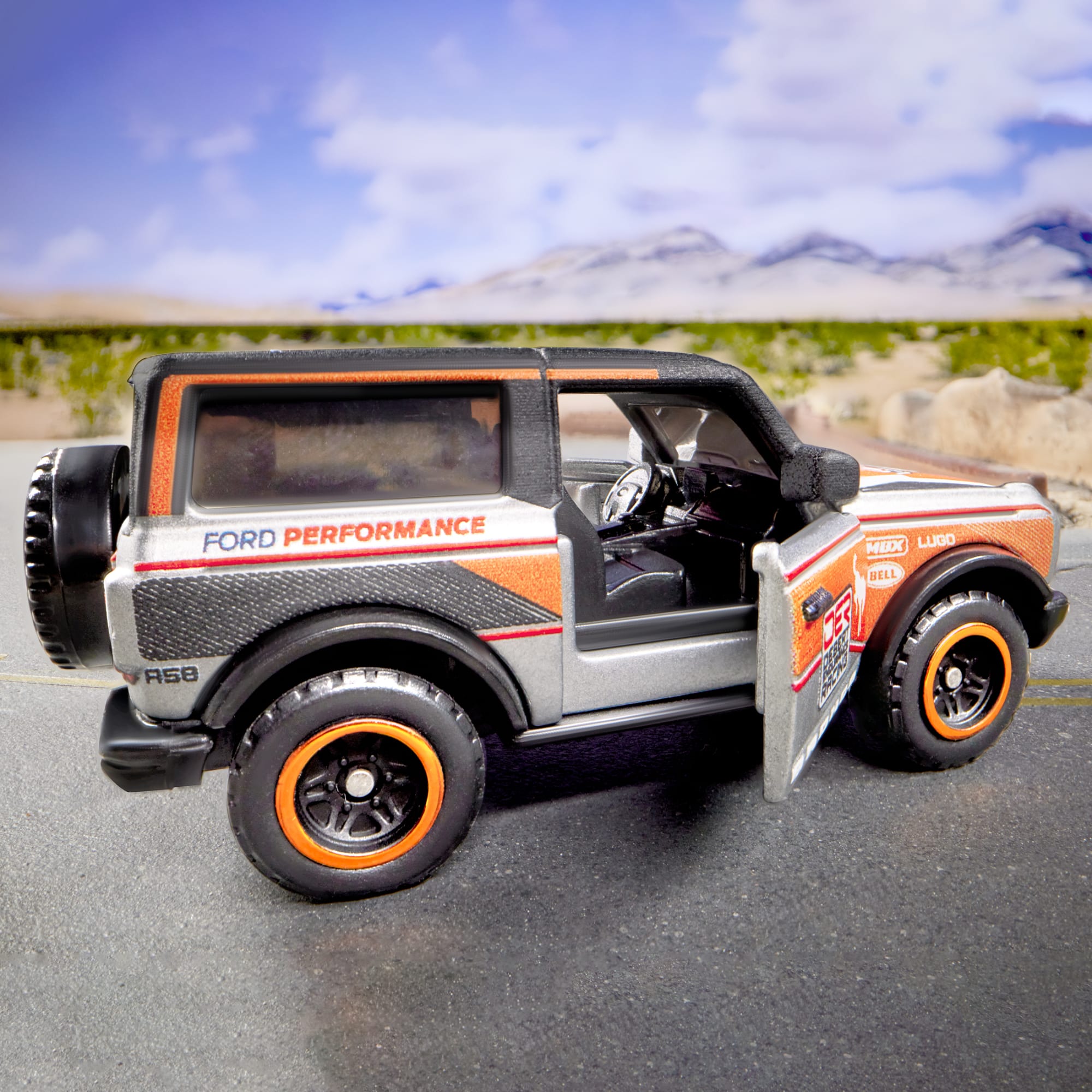Matchbox 2021 Ford Bronco - Image 16
