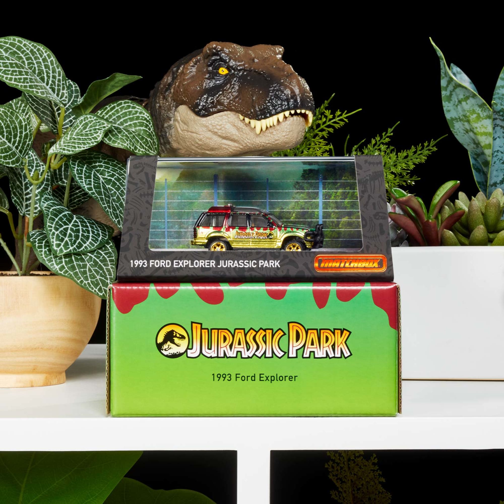 Matchbox 1993 Ford Explorer Jurassic Park - Image 9
