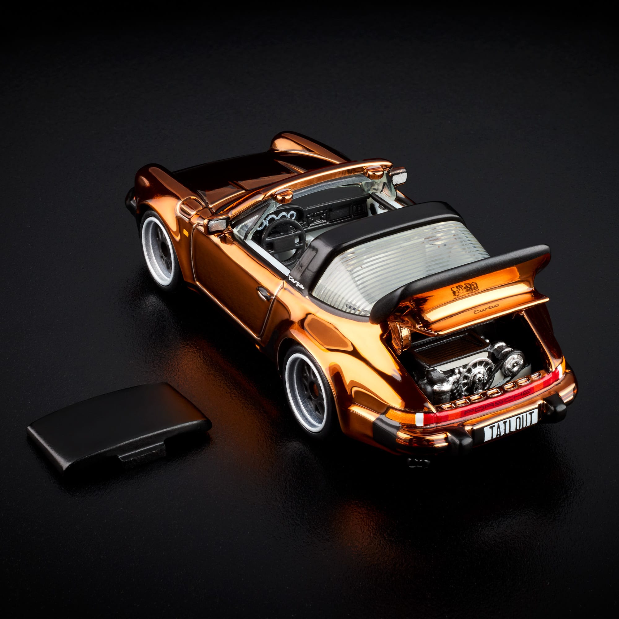 Hot Wheels RLC Exclusive 1988 Porsche 911 Targa Turbo With CHASE Version - Image 11