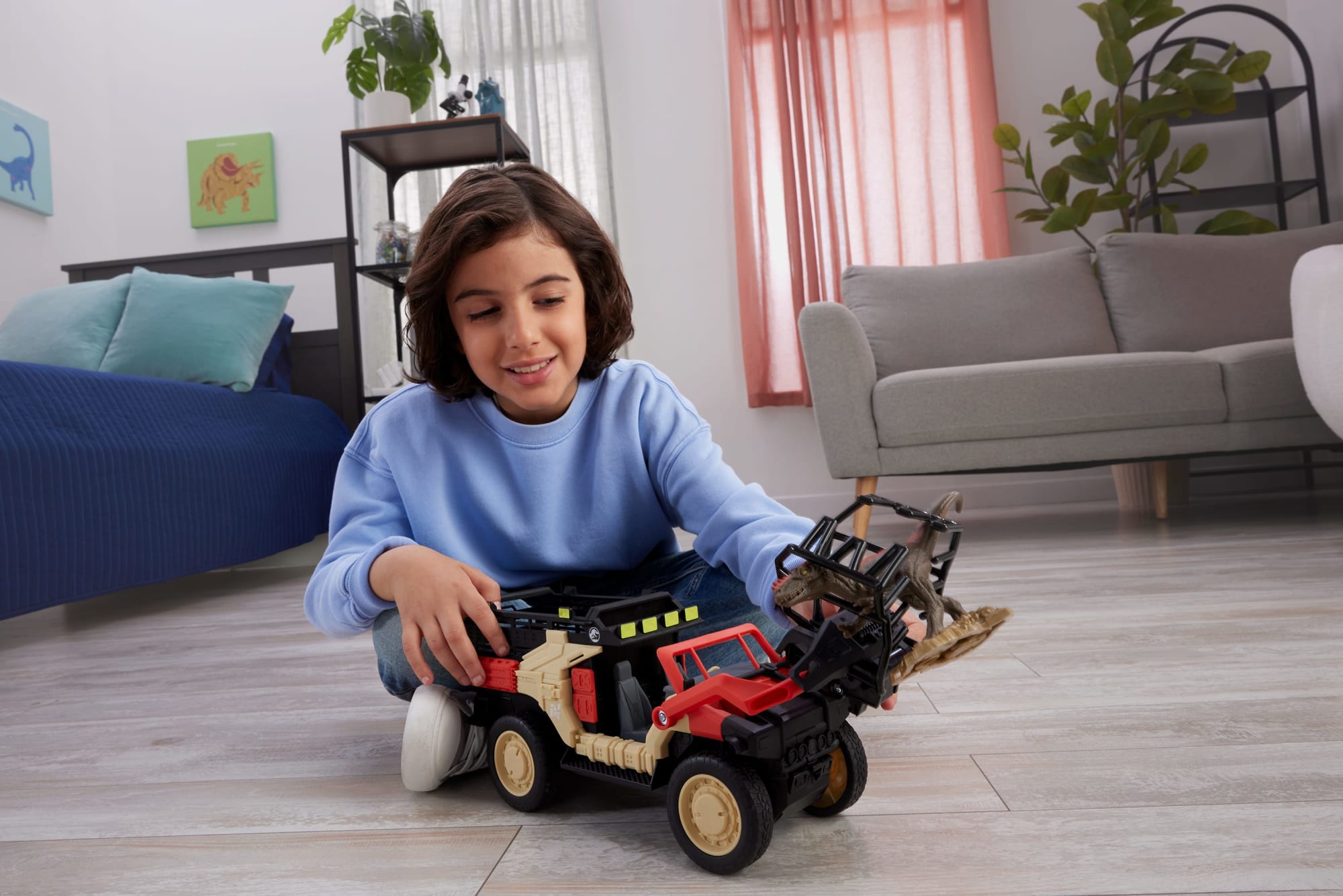Matchbox RC Jurassic World Dino Catcher RC. Remote-Control Toy Truck With Dinosaur Figure - Image 2