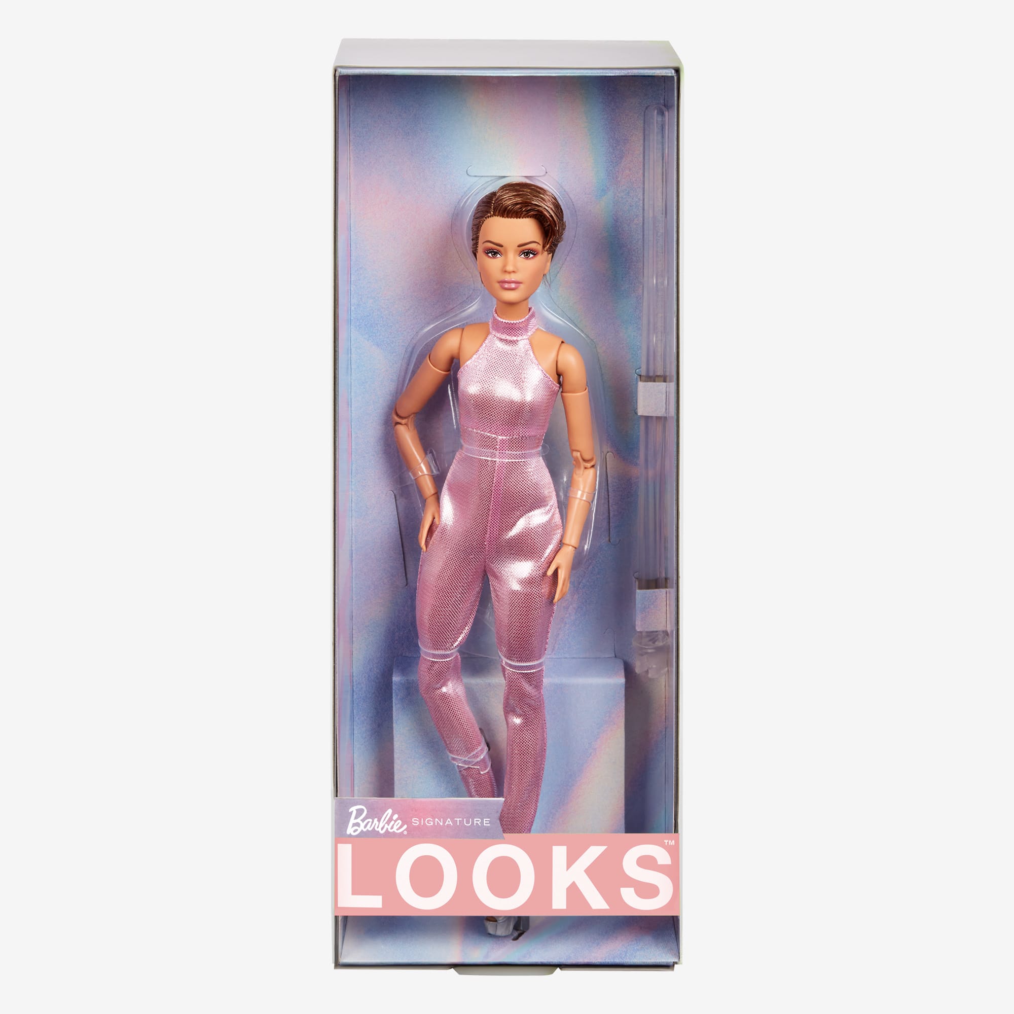 Barbie Looks Doll #22 (Petite. Short Auburn Hair) - Image 12