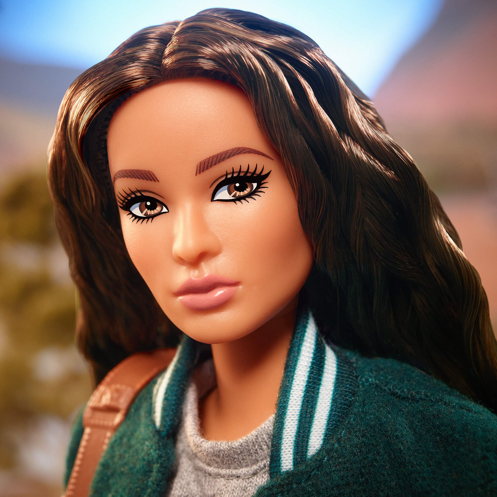Roots 50th Anniversary Barbie Doll - Image 5