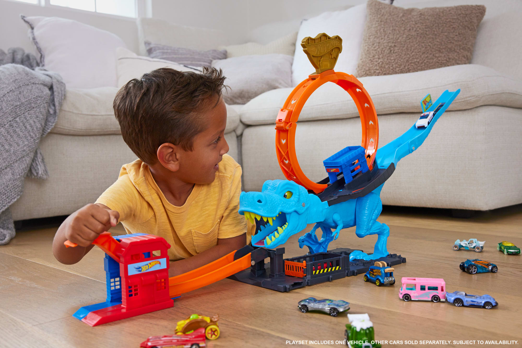 Hot Wheels City T-Rex Loop And Stunt Playset. Track Set With 1 Toy Car - Image 2