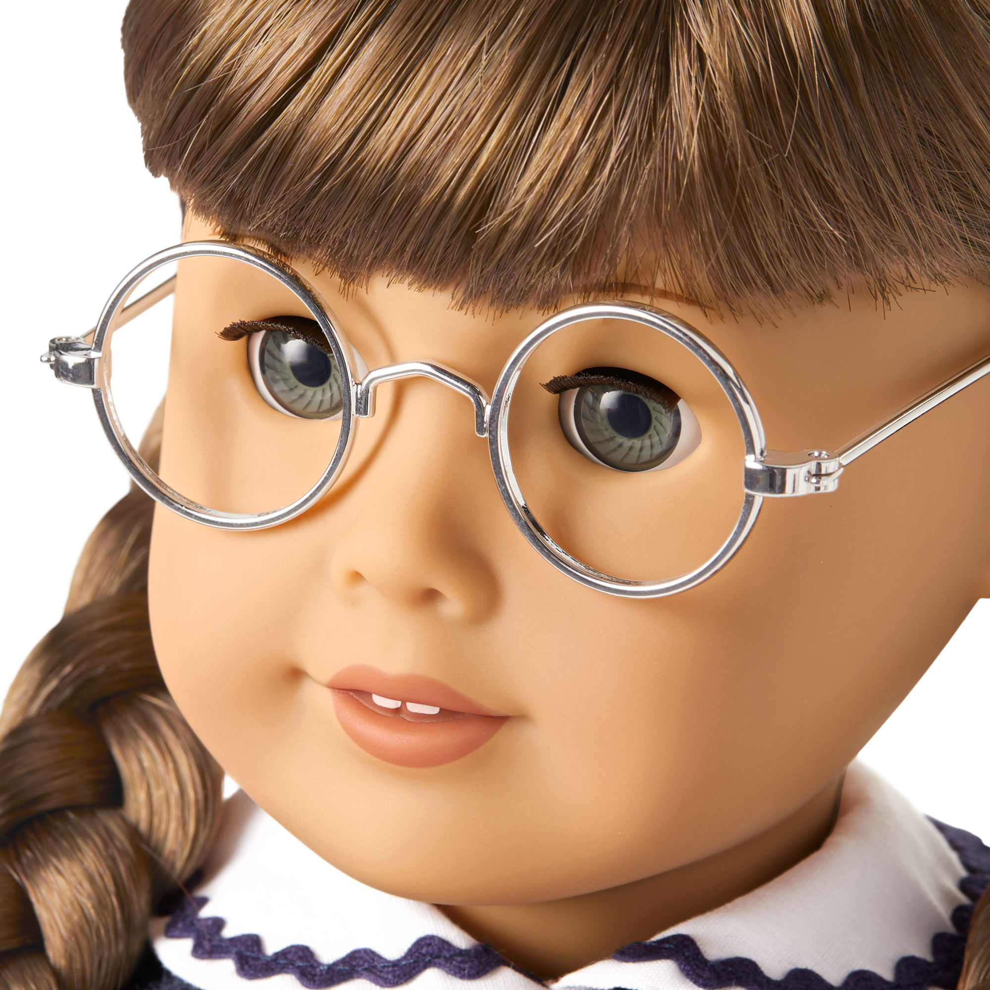 Molly McIntire™ 18-inch Doll. Book & Accessories (Historical Characters) - Image 6
