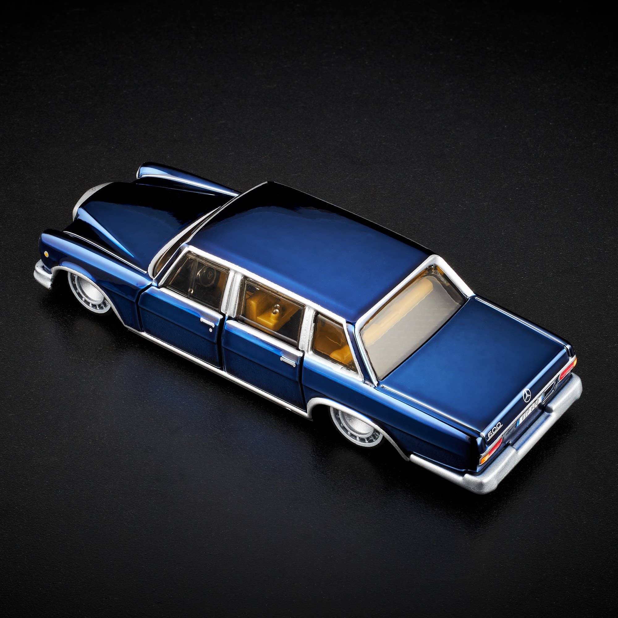 Hot Wheels RLC Exclusive 1964 Mercedes-Benz 600 - Image 21
