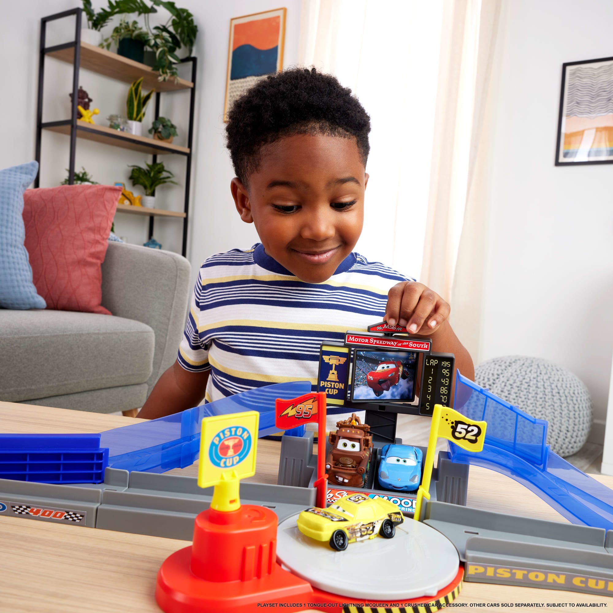 Disney And Pixar Cars Piston Cup Stunting Speedway Playset With Lightning Mcqueen Toy Car - Image 2