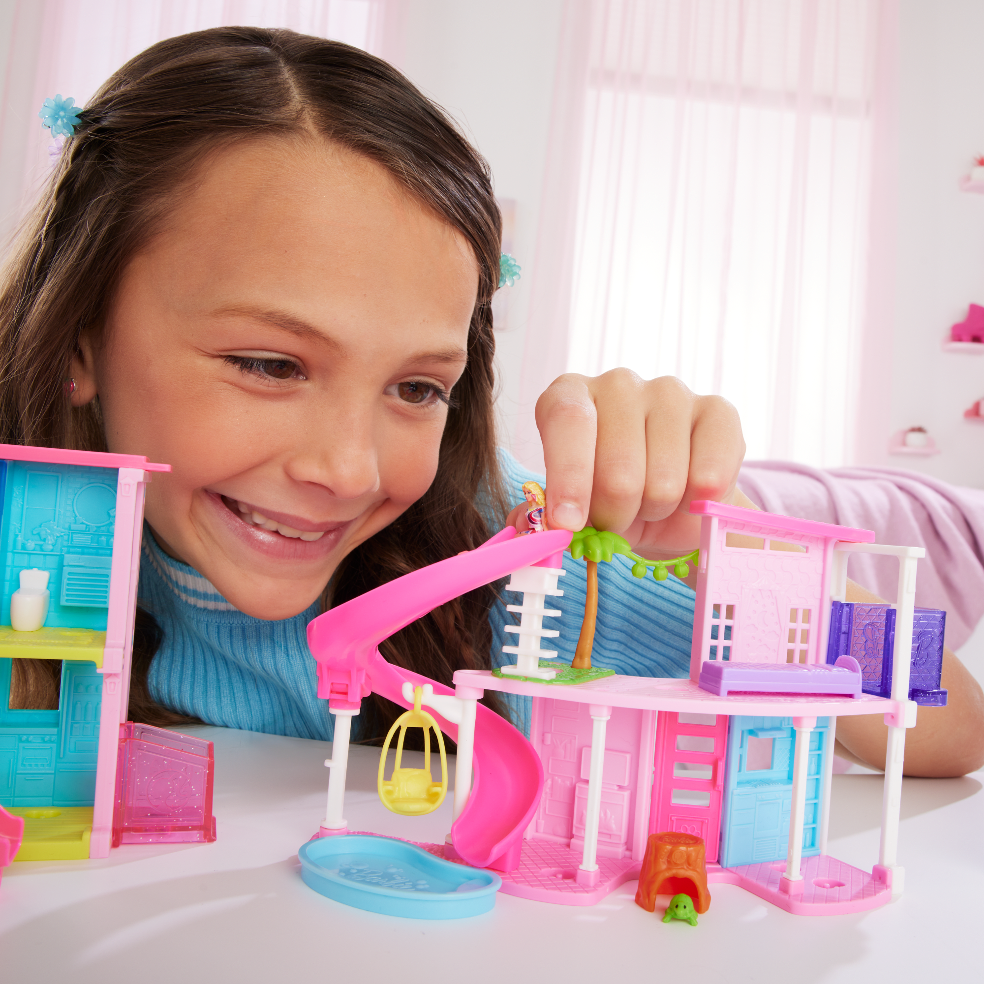 Barbie Mini BarbieLand Casa de Bonecas Dos Sonhos Rosa - Image 2