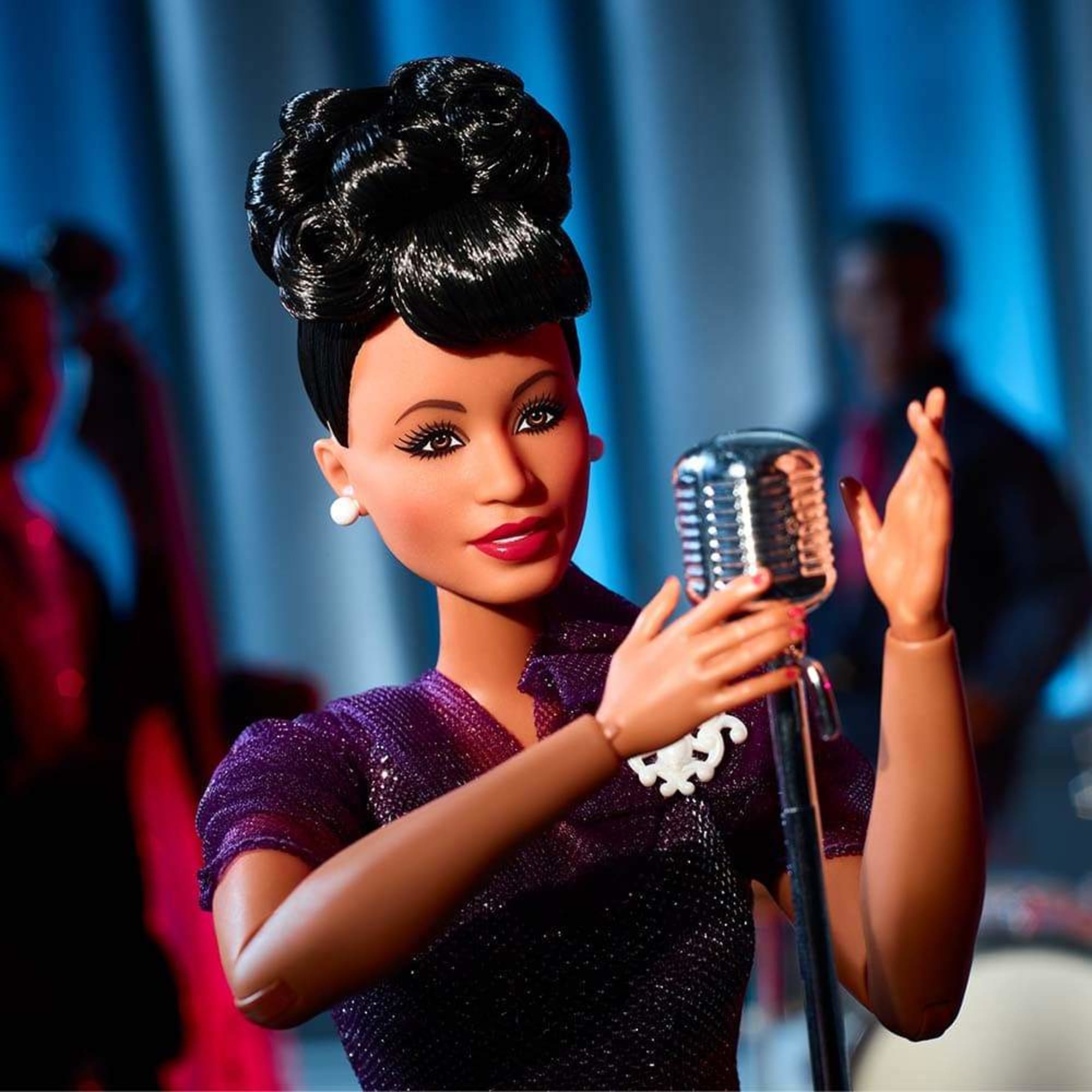 Ella Fitzgerald Barbie Inspiring Women Doll - Image 3
