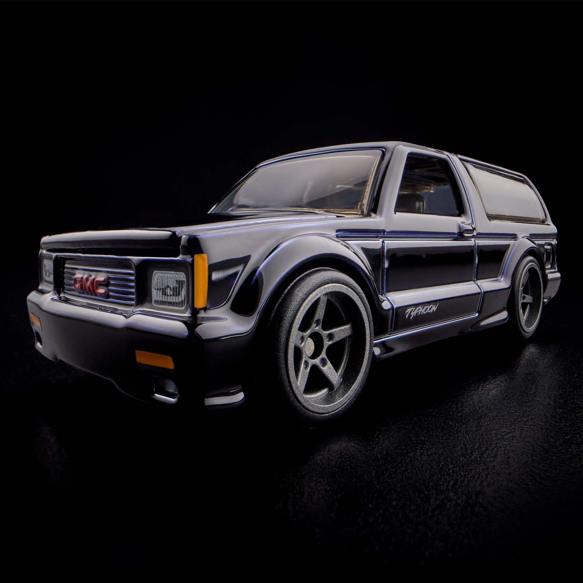 Hot Wheels RLC Exclusive 1992 GMC Typhoon - Image 16