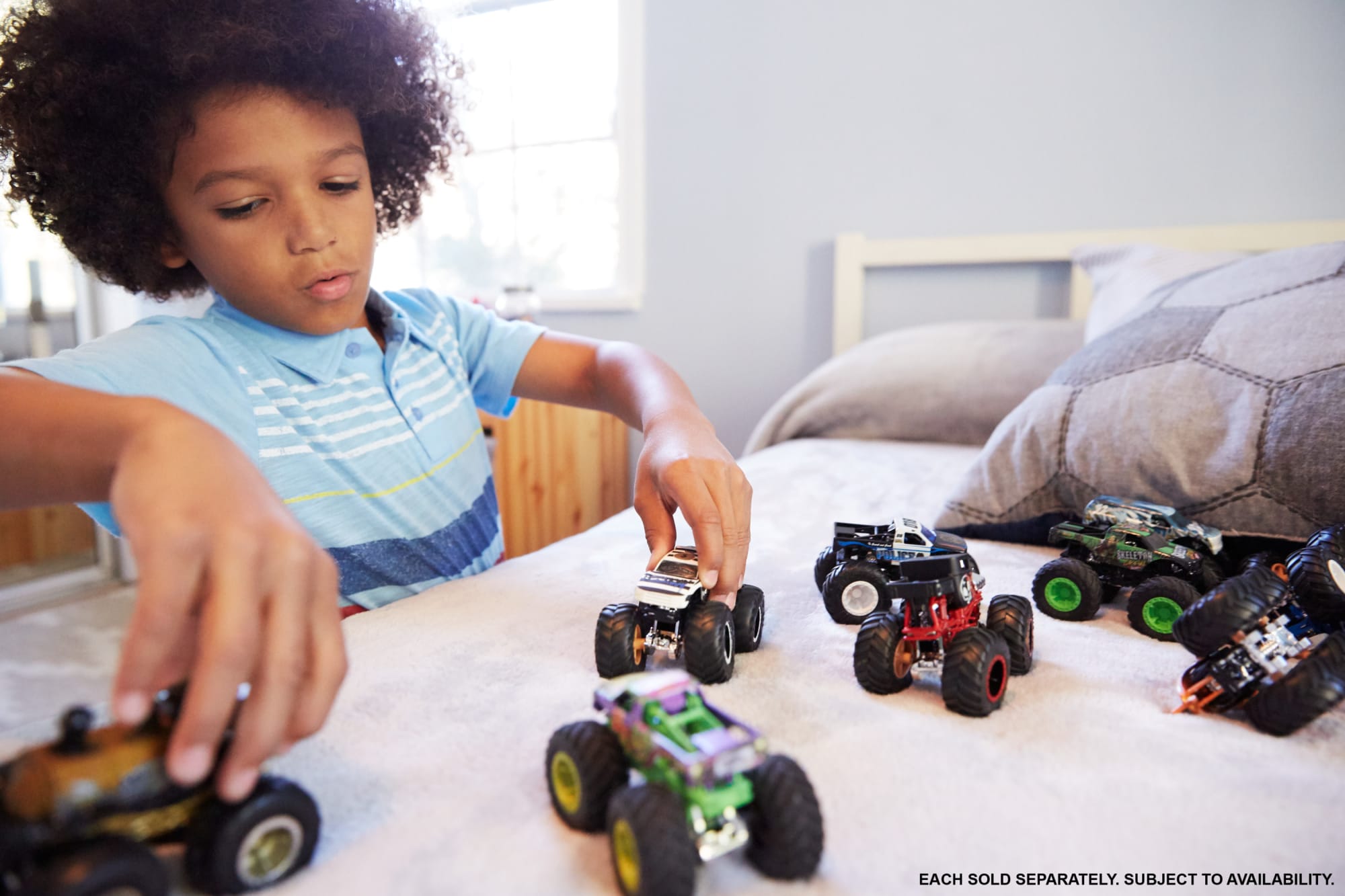 Monster Trucks Hot Wheels à L'Échelle 1:64 Avec Roues Géantes - Image 2