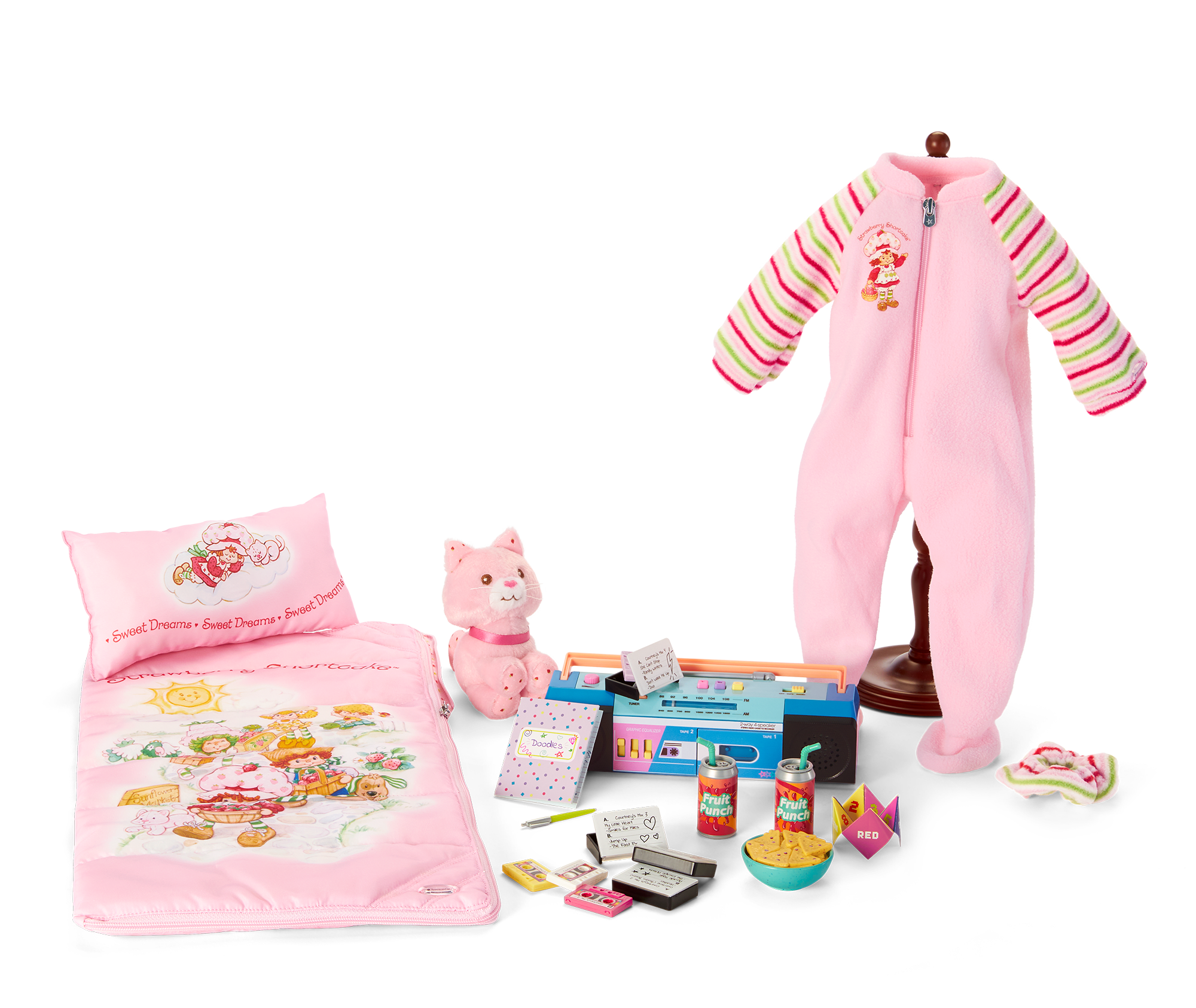 Courtney's™ Strawberry Shortcake™ Sleepover Bundle (Historical Characters)