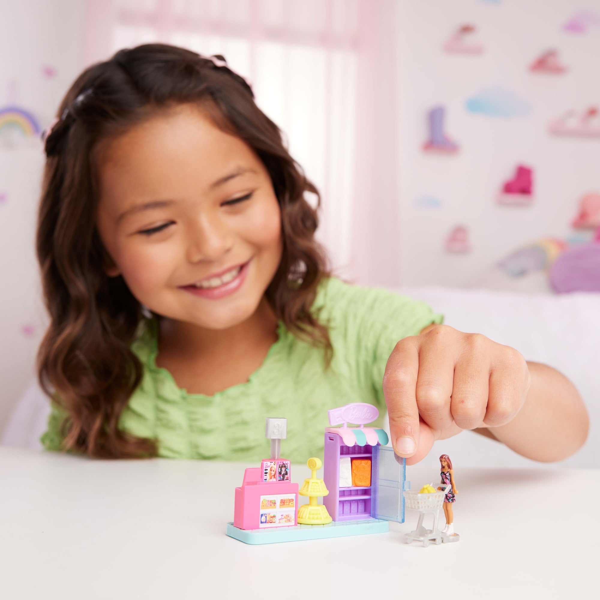 Barbie Mini BarbieLand Conjunto de Brinquedo Supermercado com Mini Boneca - Image 2