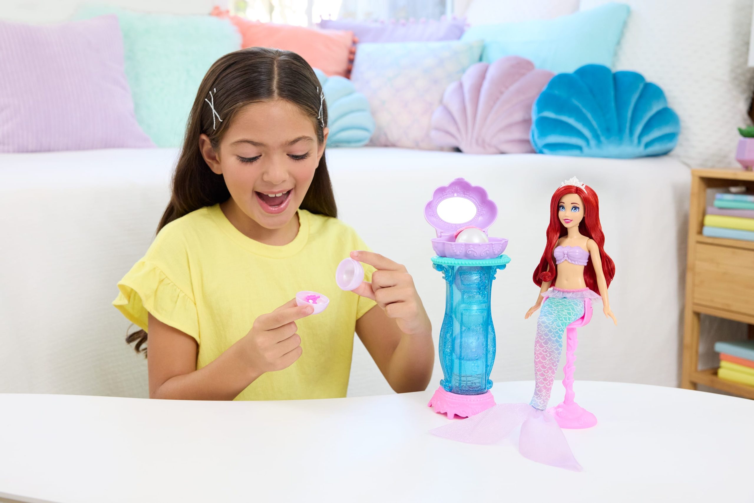Disney Princess Ariel Vanity Pop Mermaid Fashion Doll & Vanity With 5 Pop-Up Surprises - Image 2