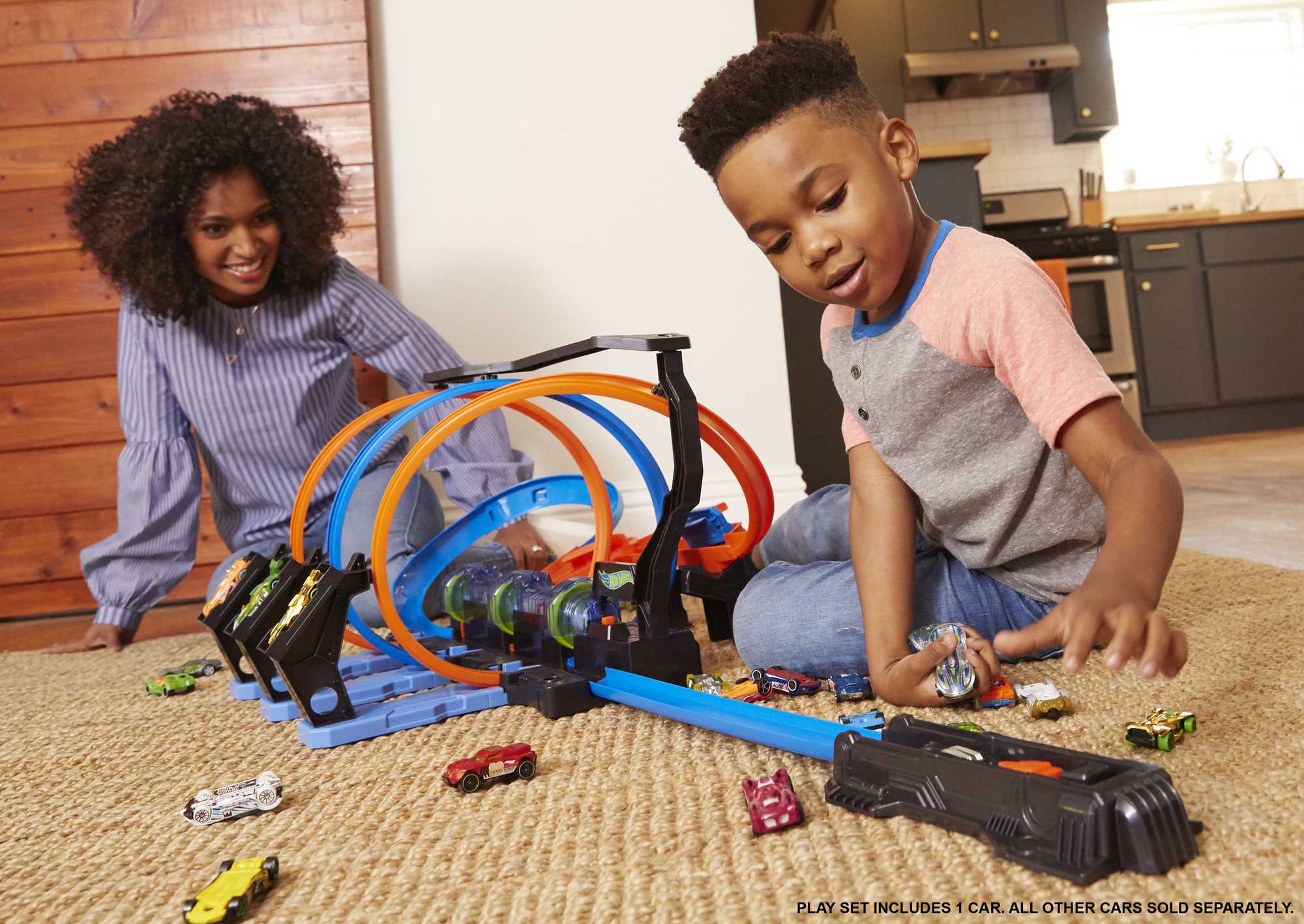 Hot Wheels Corkscrew Crash Track Set - Image 2