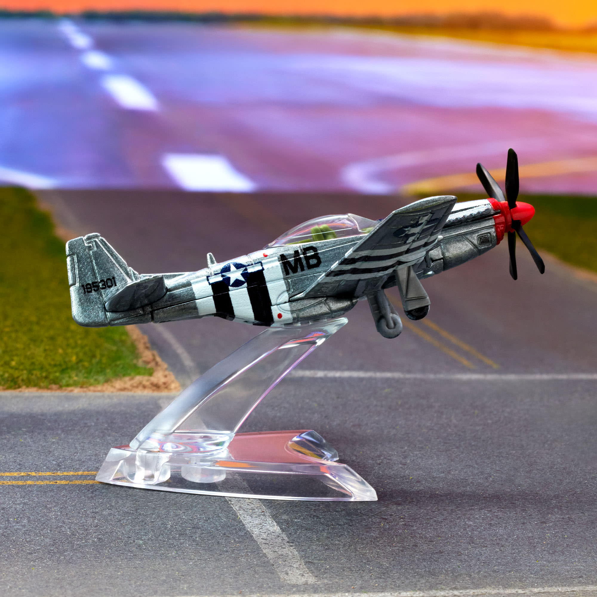 Matchbox North American P-51 Mustang - Image 7