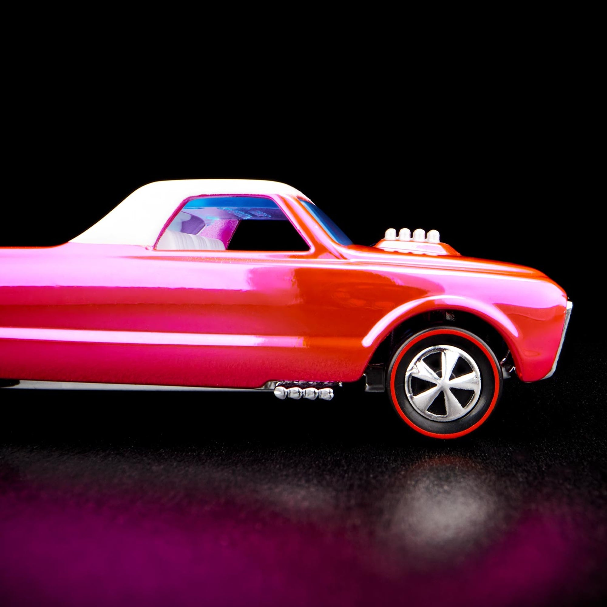 Hot Wheels RLC EXCLUSIVE 2022 PINK EDITIONS CUSTOM FLEETSIDE™ - Image 9