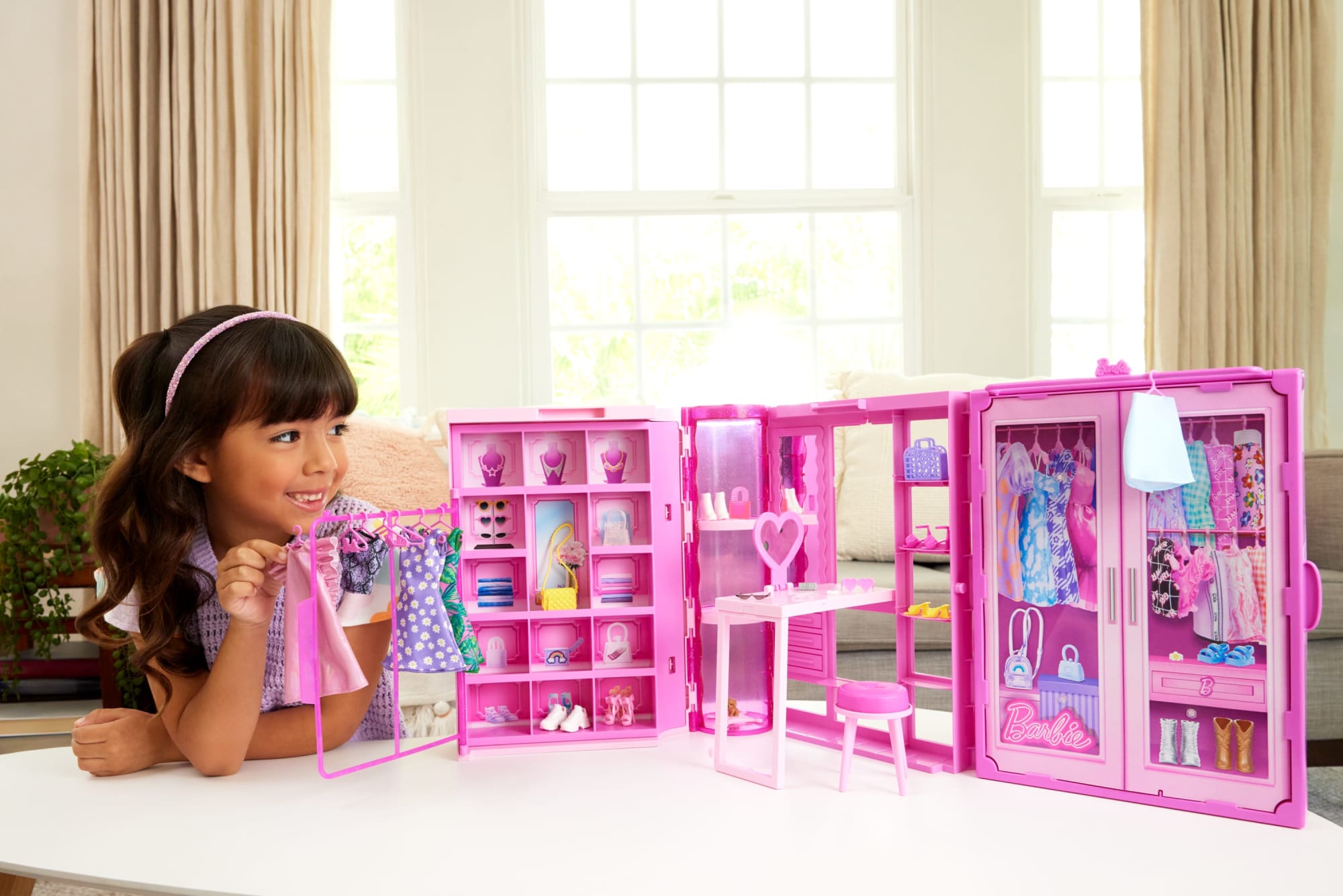 Barbie Dream Closet Toy Playset With Clothes & Accessories. 3-Ft-Wide With 25+ Pieces - Image 2