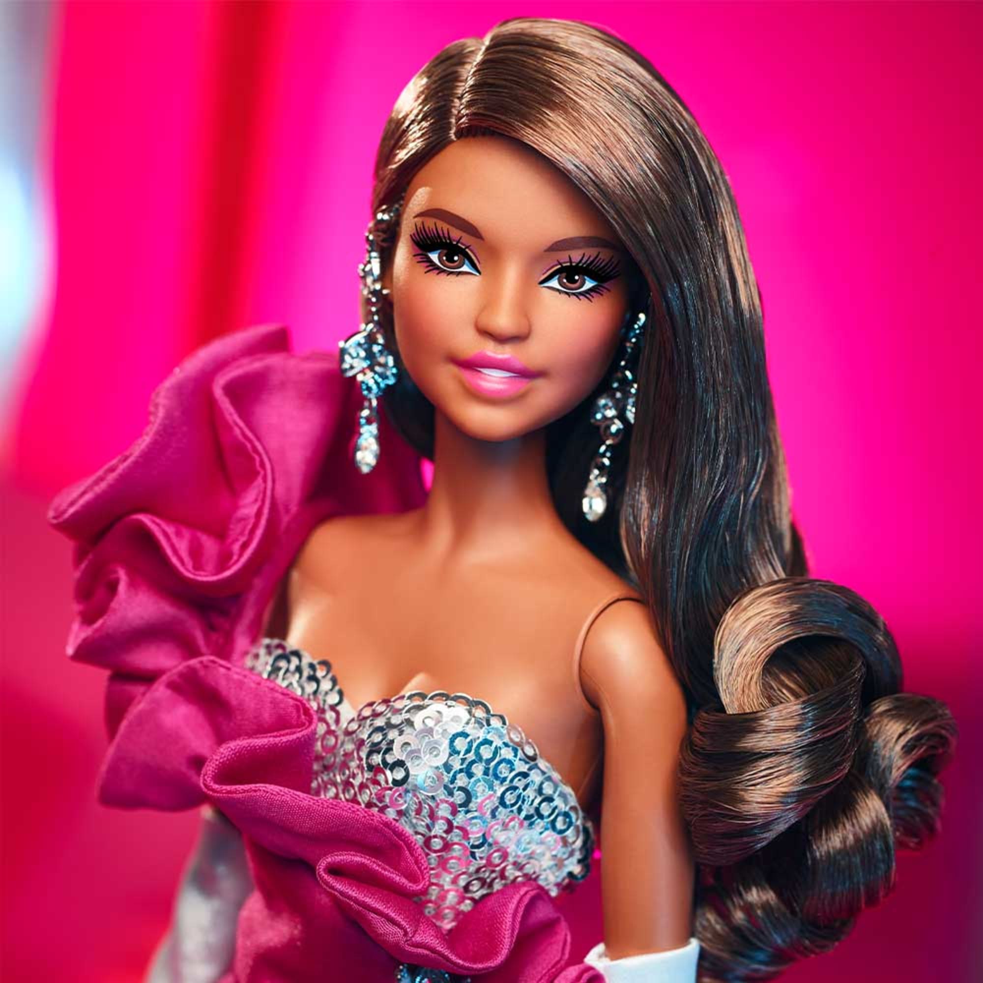 Barbie Pink Collection Doll 2 - Image 8