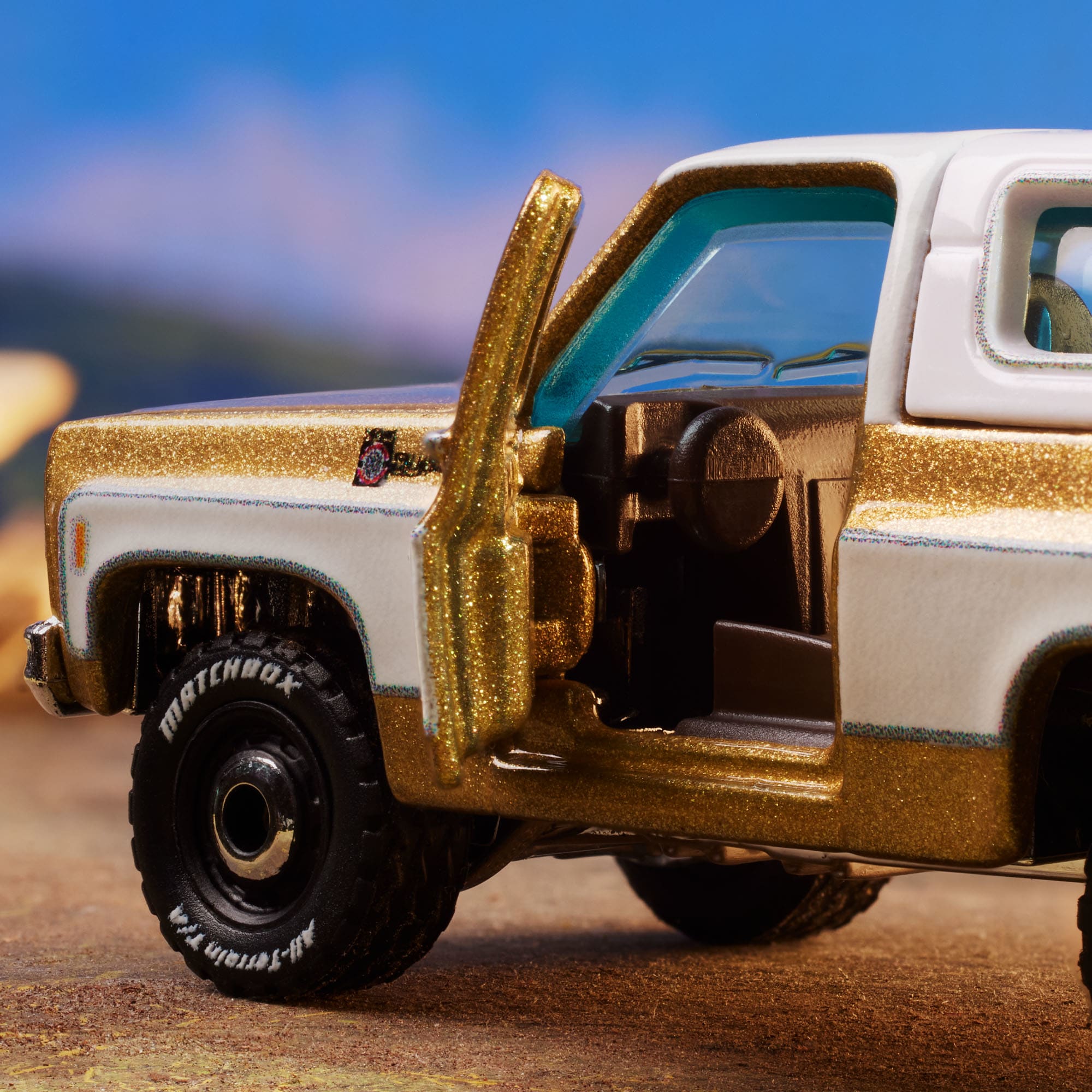 Matchbox 1979 Chevy Blazer - Image 10