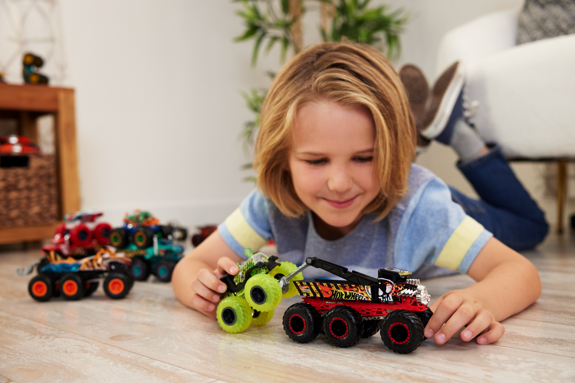 Hot Wheels Monster Trucks Big Rigs Camion à 6Roues - Image 2