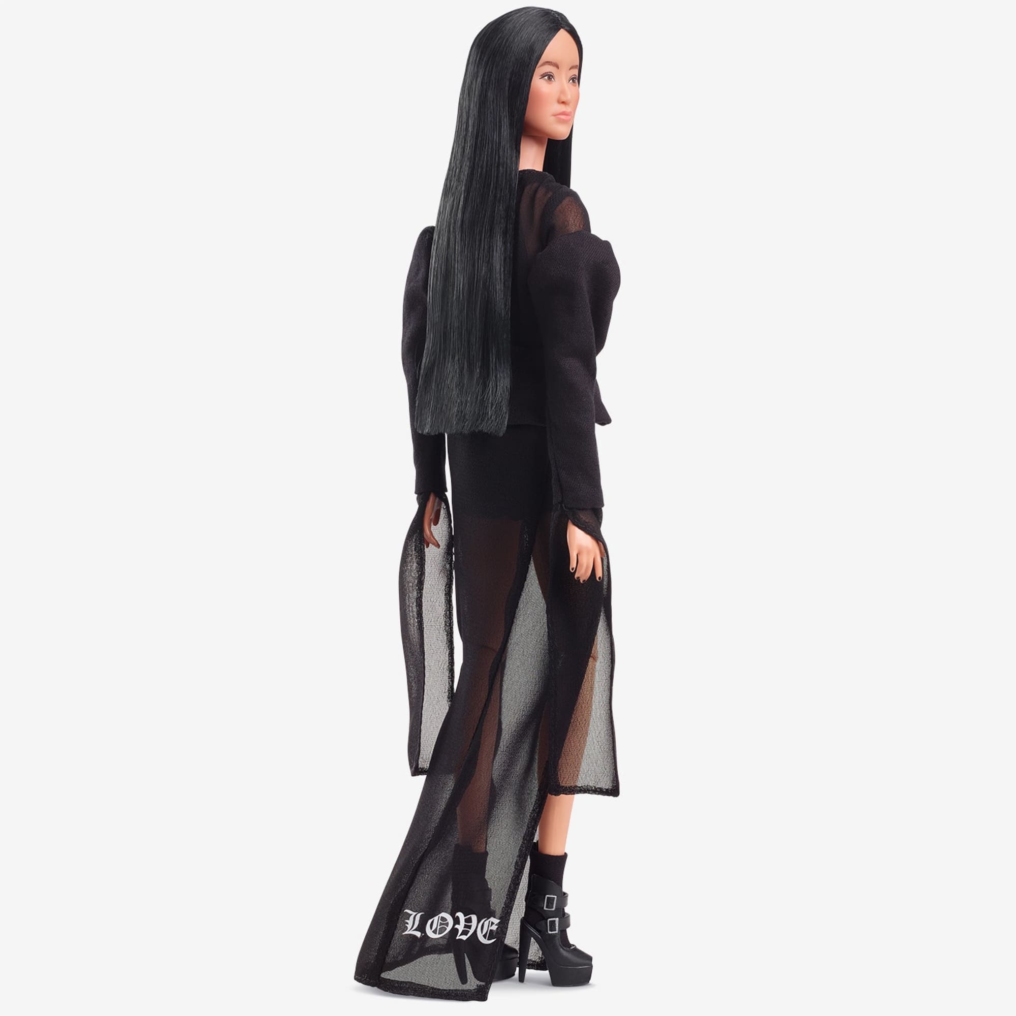Barbie Tribute Collection Vera Wang Barbie Doll - Image 6