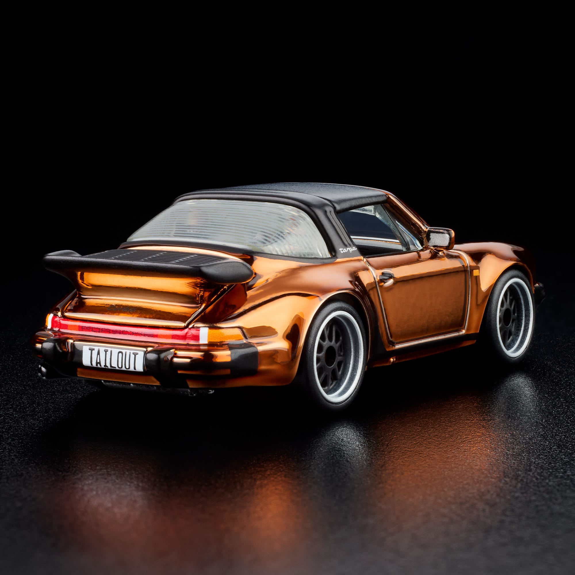 Hot Wheels RLC Exclusive 1988 Porsche 911 Targa Turbo With CHASE Version - Image 8